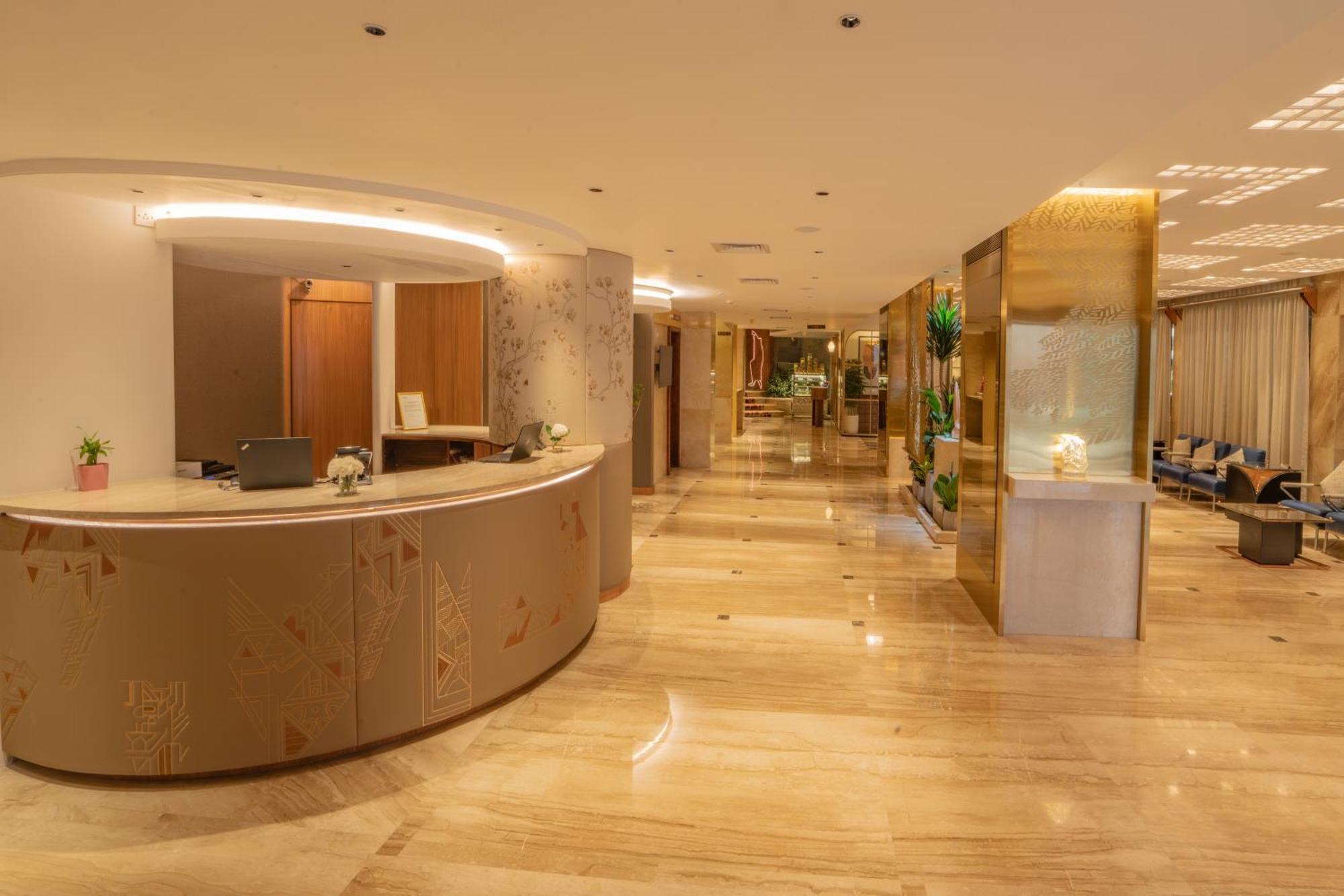 Kohinoor Continental, Airport Hotel