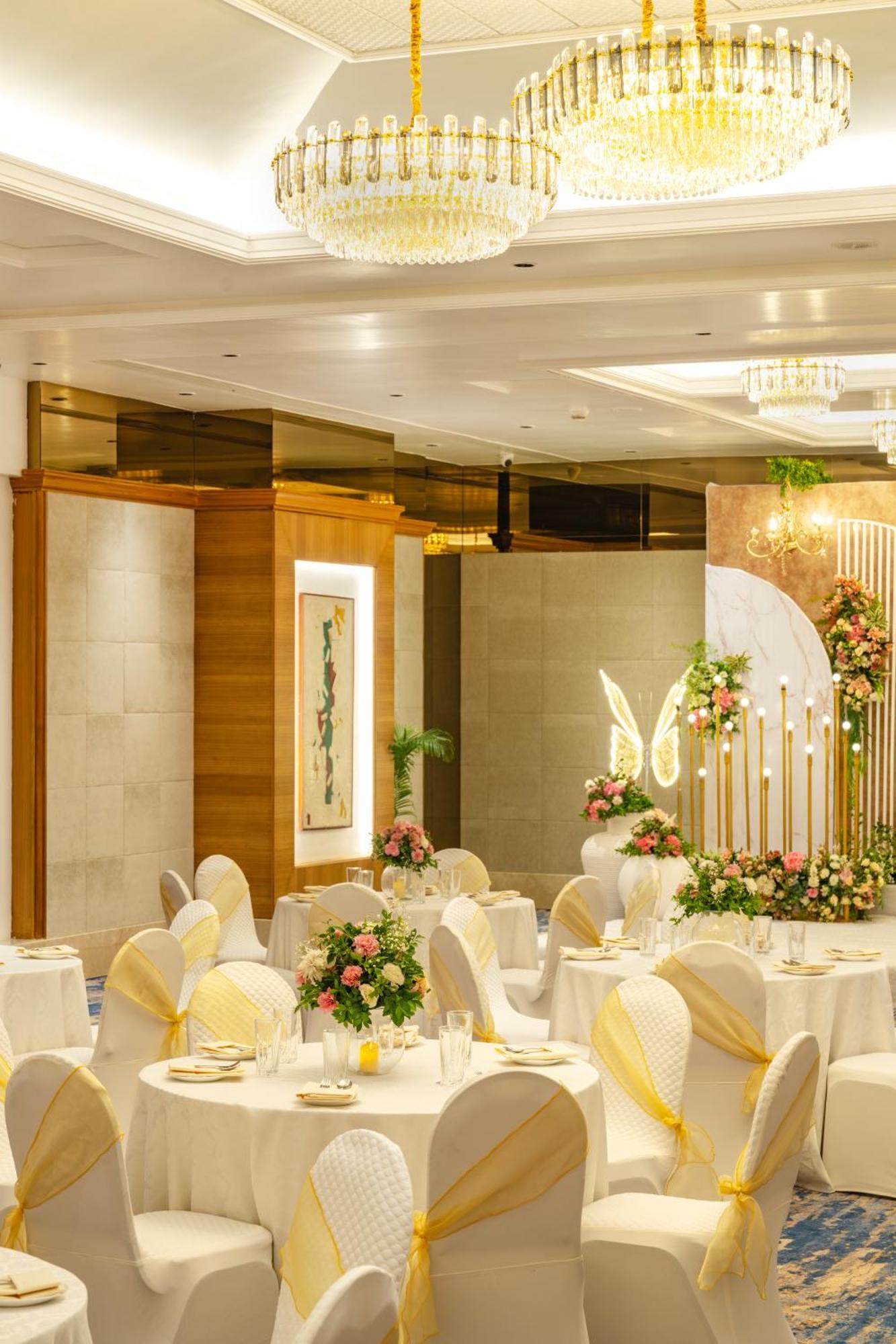 Kohinoor Continental, Airport Hotel Mumbai