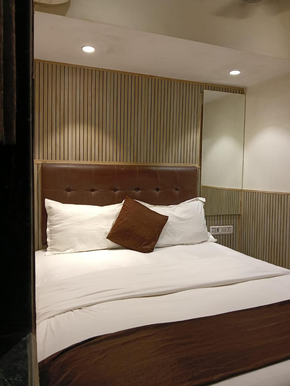 Hotel Kalpana Residency - A Family 2*