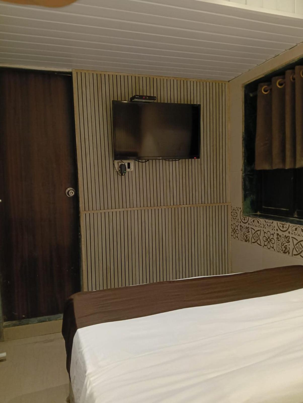 Hotel Kalpana Residency - A Family Mumbai