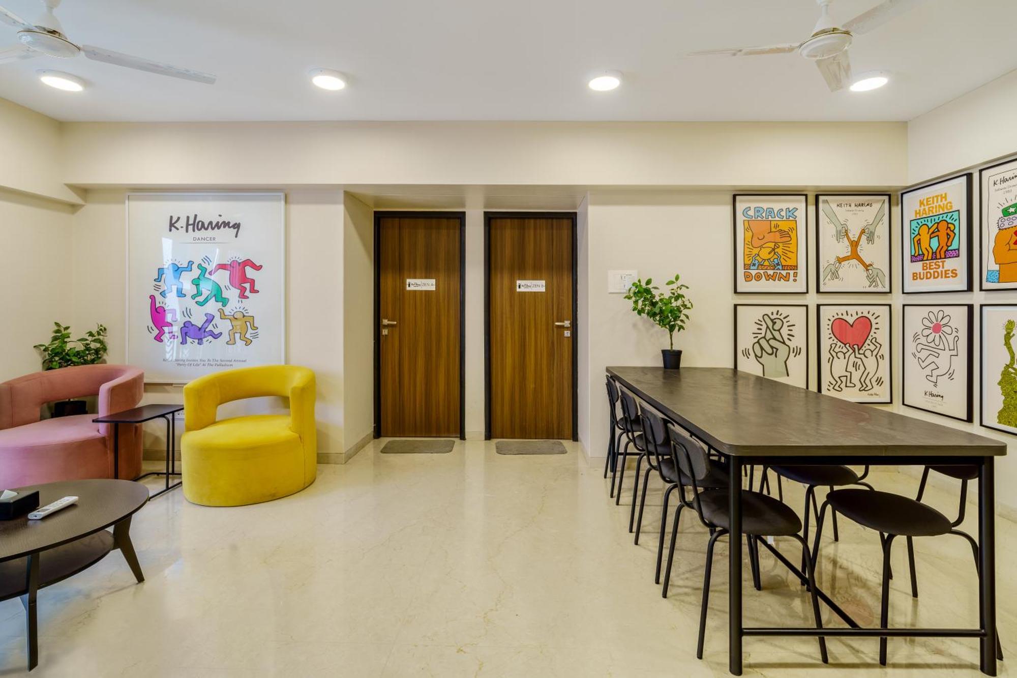 Zen Private 3bhk In Bandra Apartment