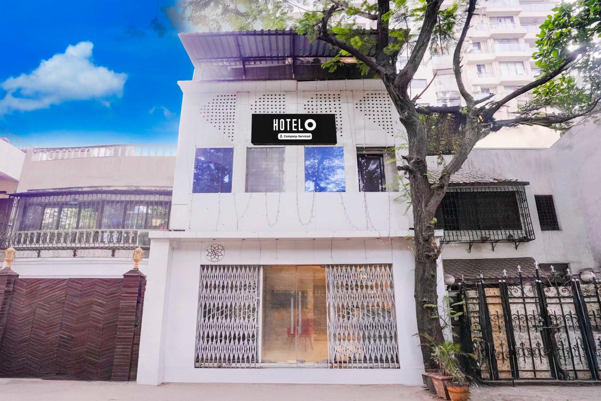 O Versova Metro Station 3* Mumbai