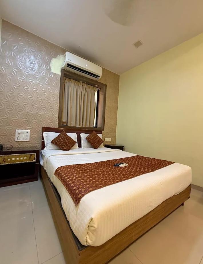 P A Residency Guest house