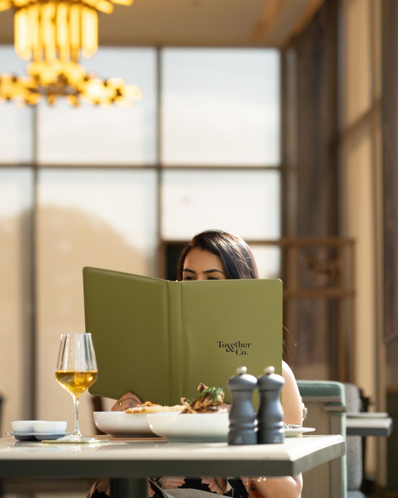 Hilton Garden International Airport 4*