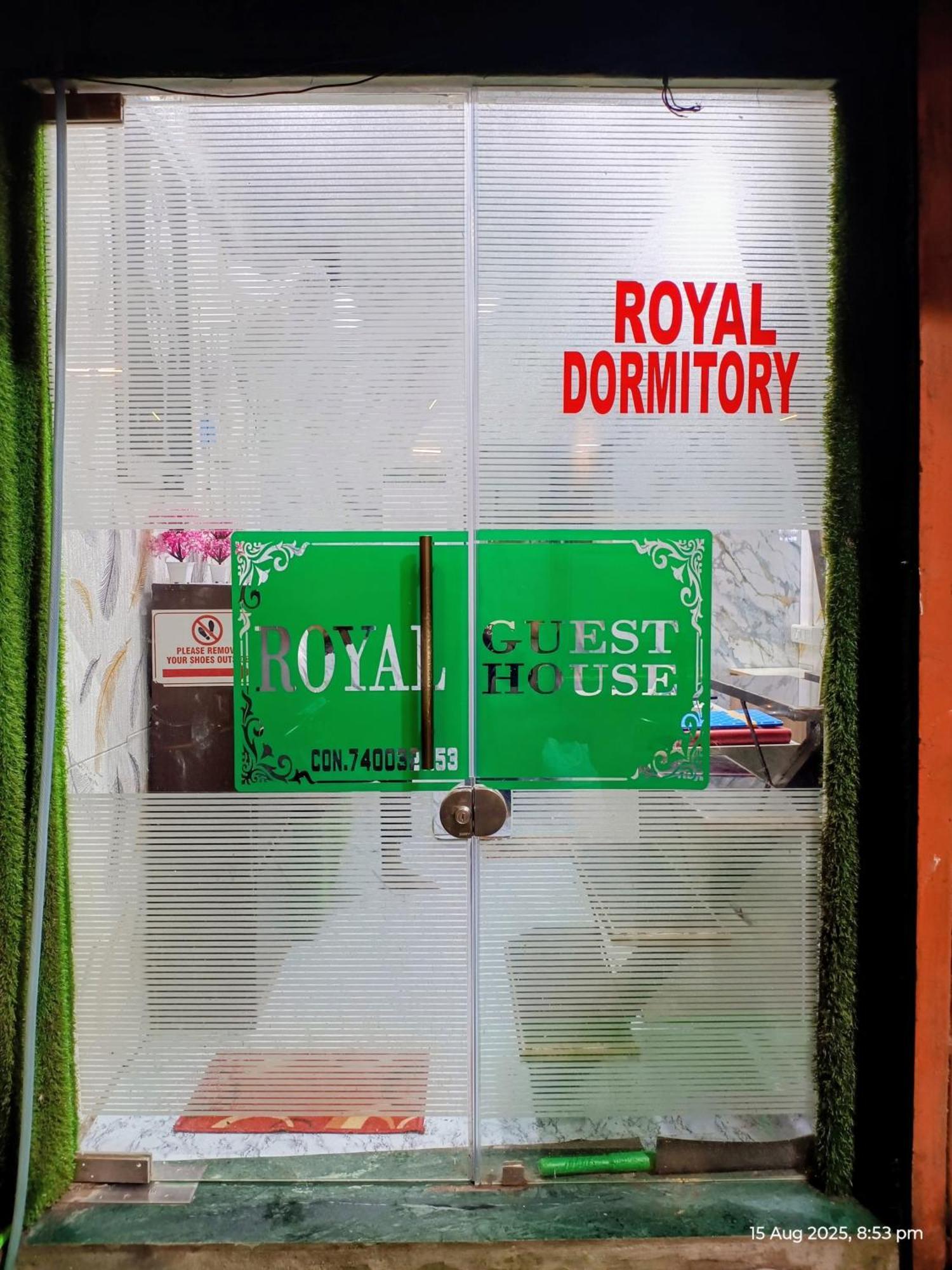 Hostel Royal And In Asalpha Mumbai