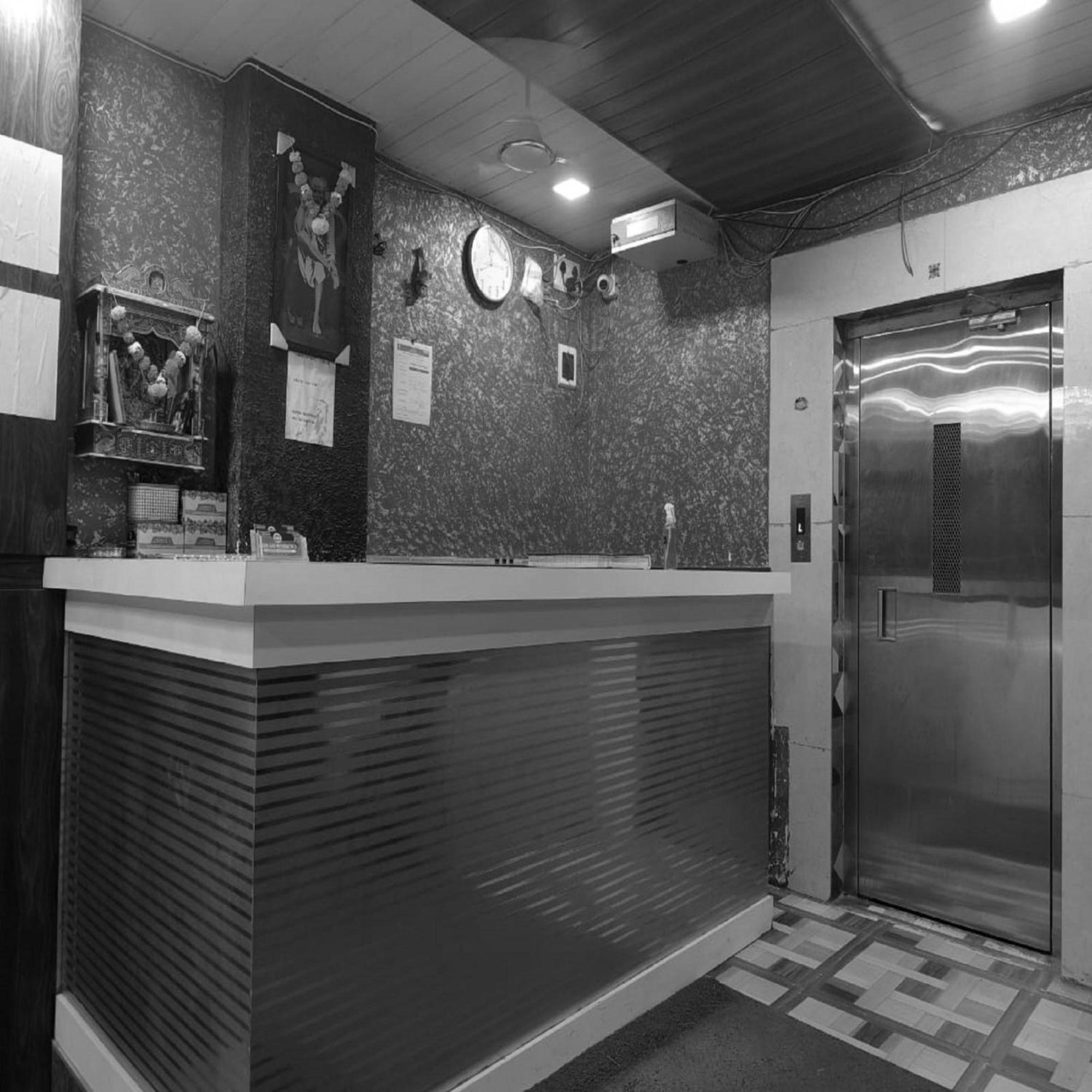 Guest house Om Sai Residency *