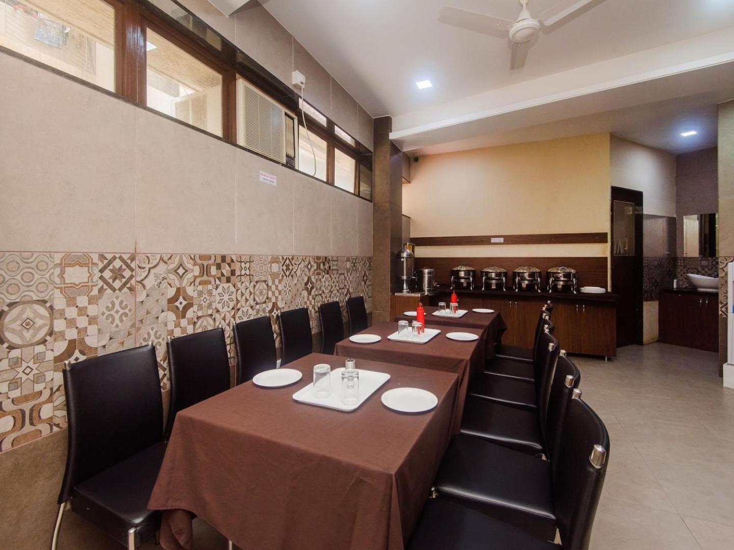 Laaiba Residency Hotel 3*