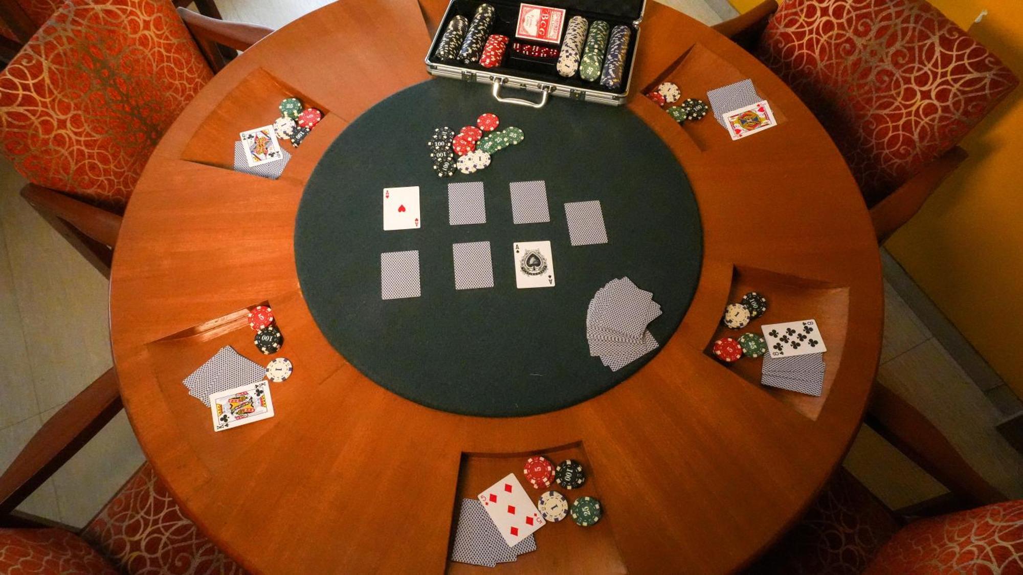 Club Emerald 3* Mumbai