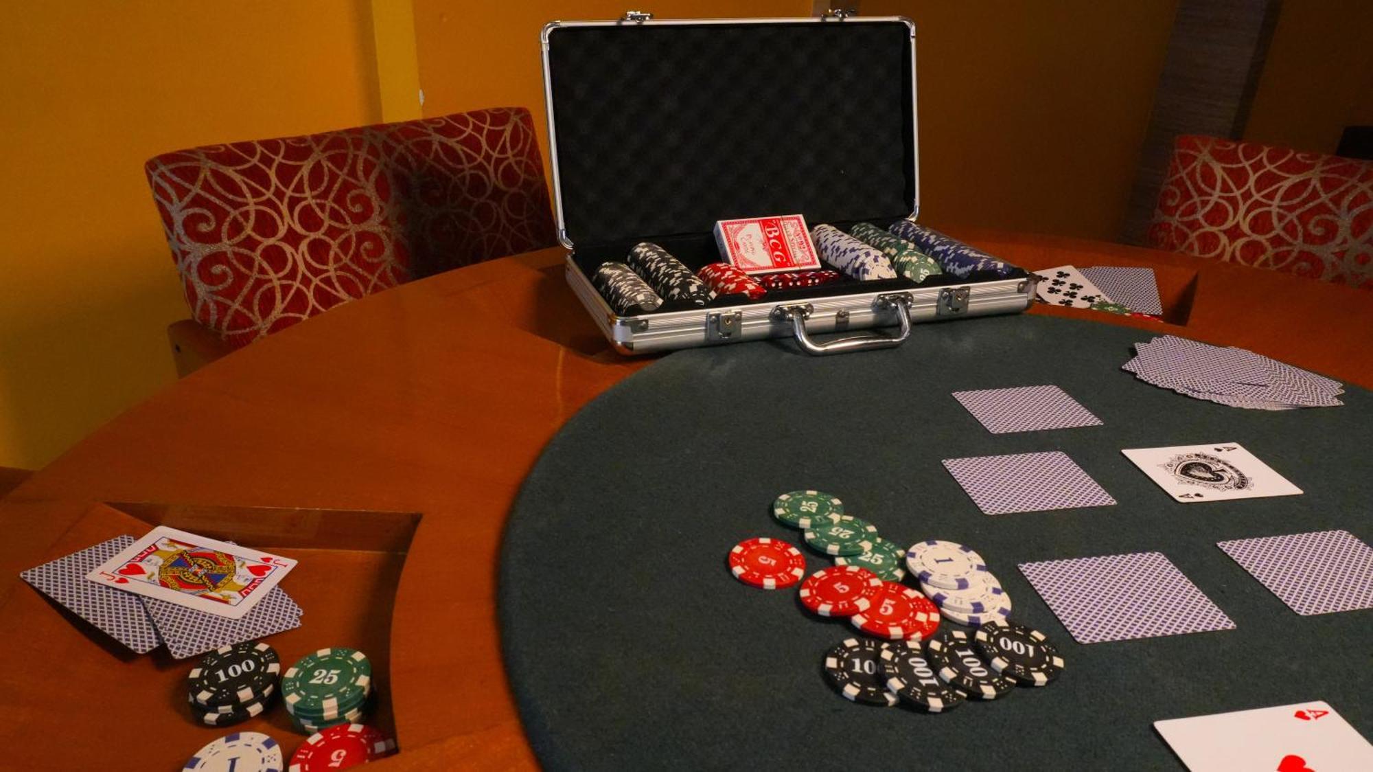 Club Emerald 3* Mumbai