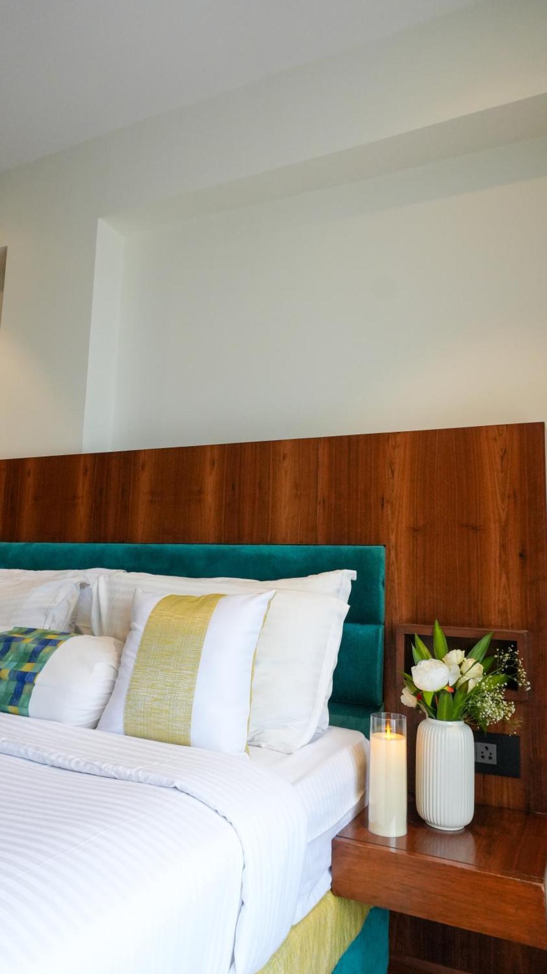 Hotel Club Emerald 3*