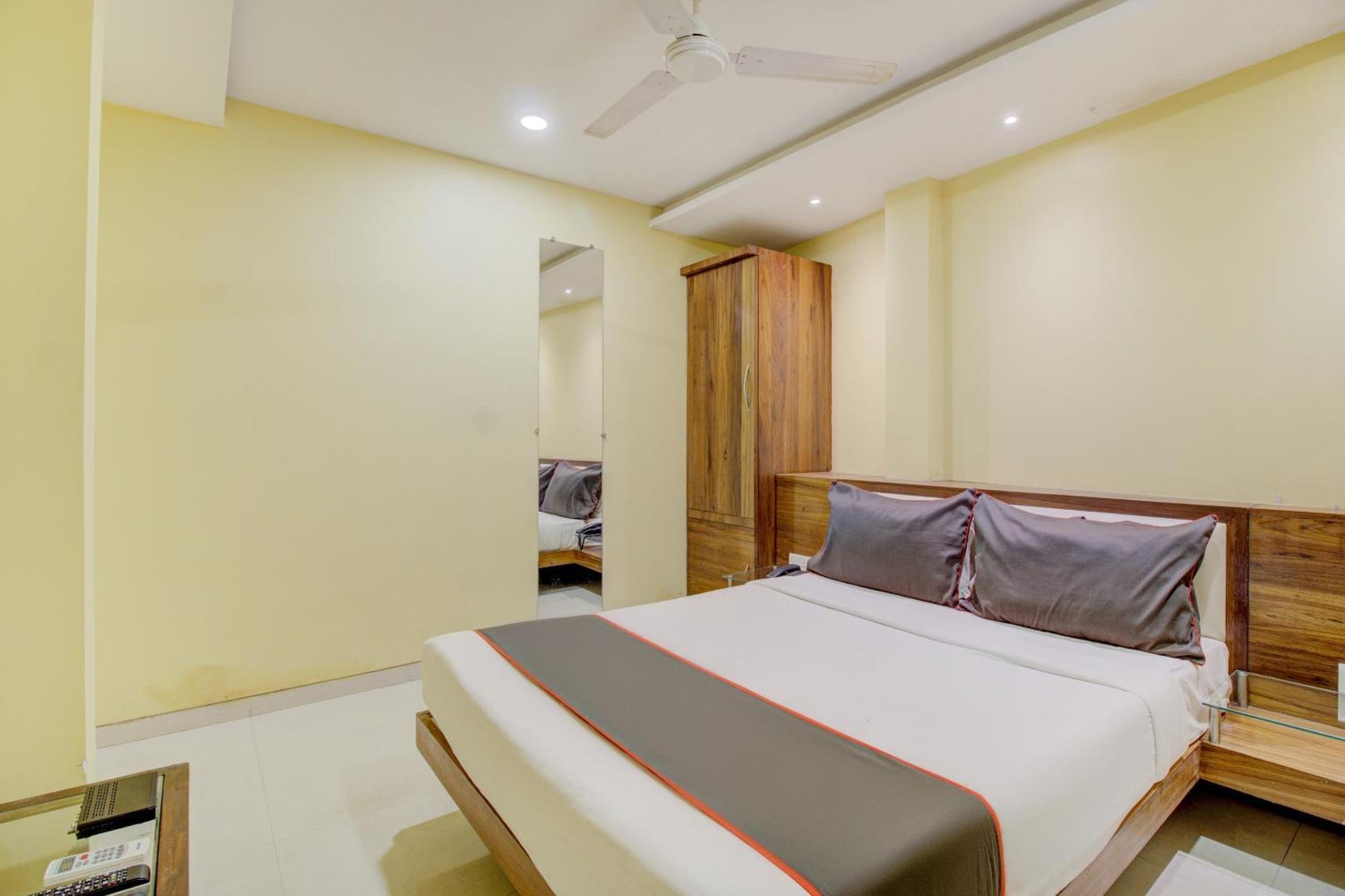 Hotel O Address Mumbai