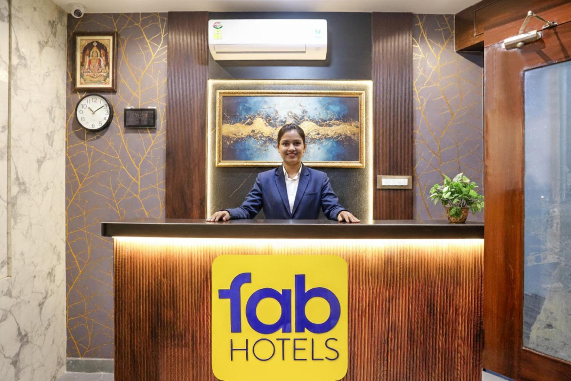 Hotel Fabhotel Gateway 2*