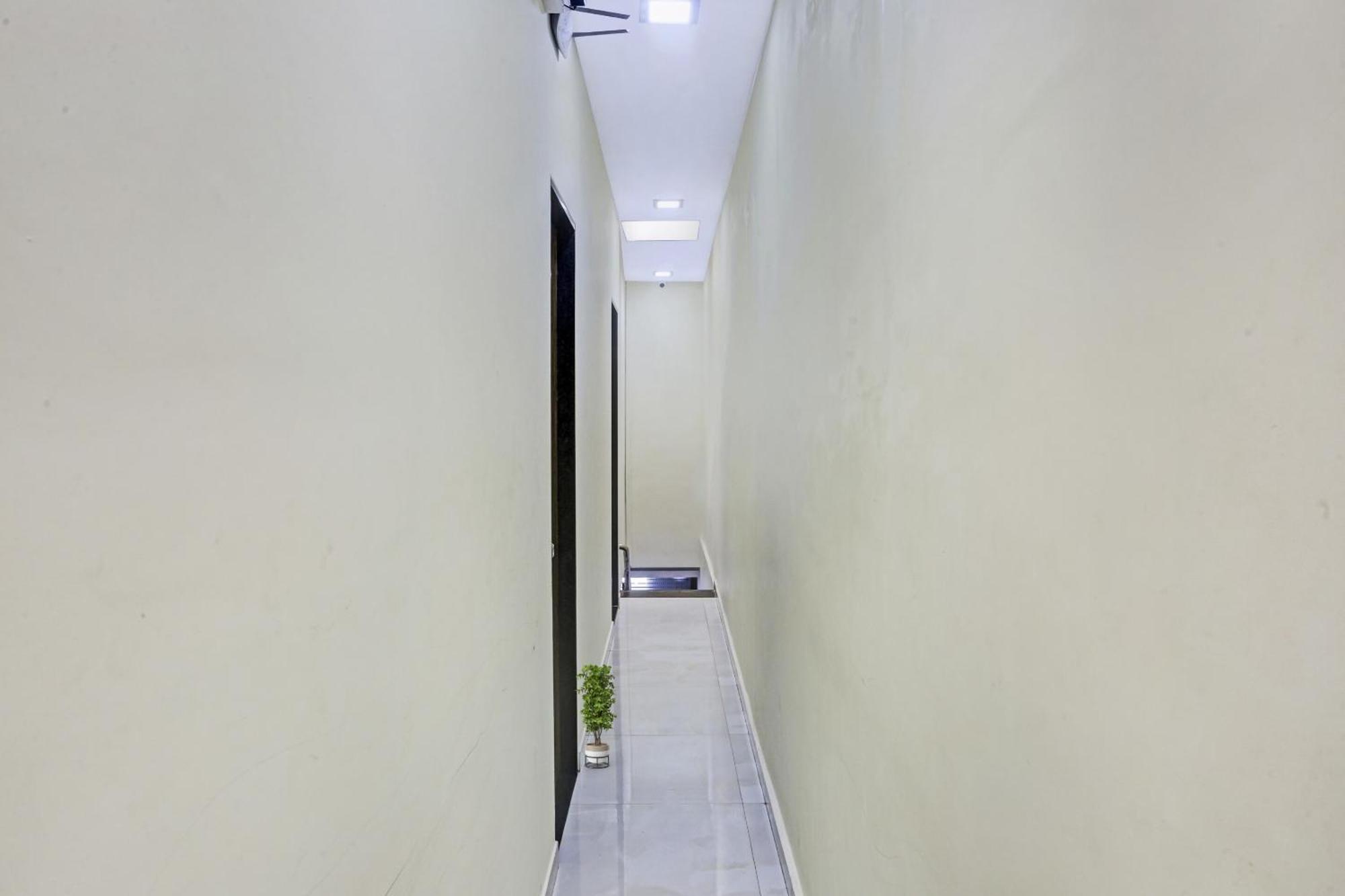 O S K Palace Hotel 3*