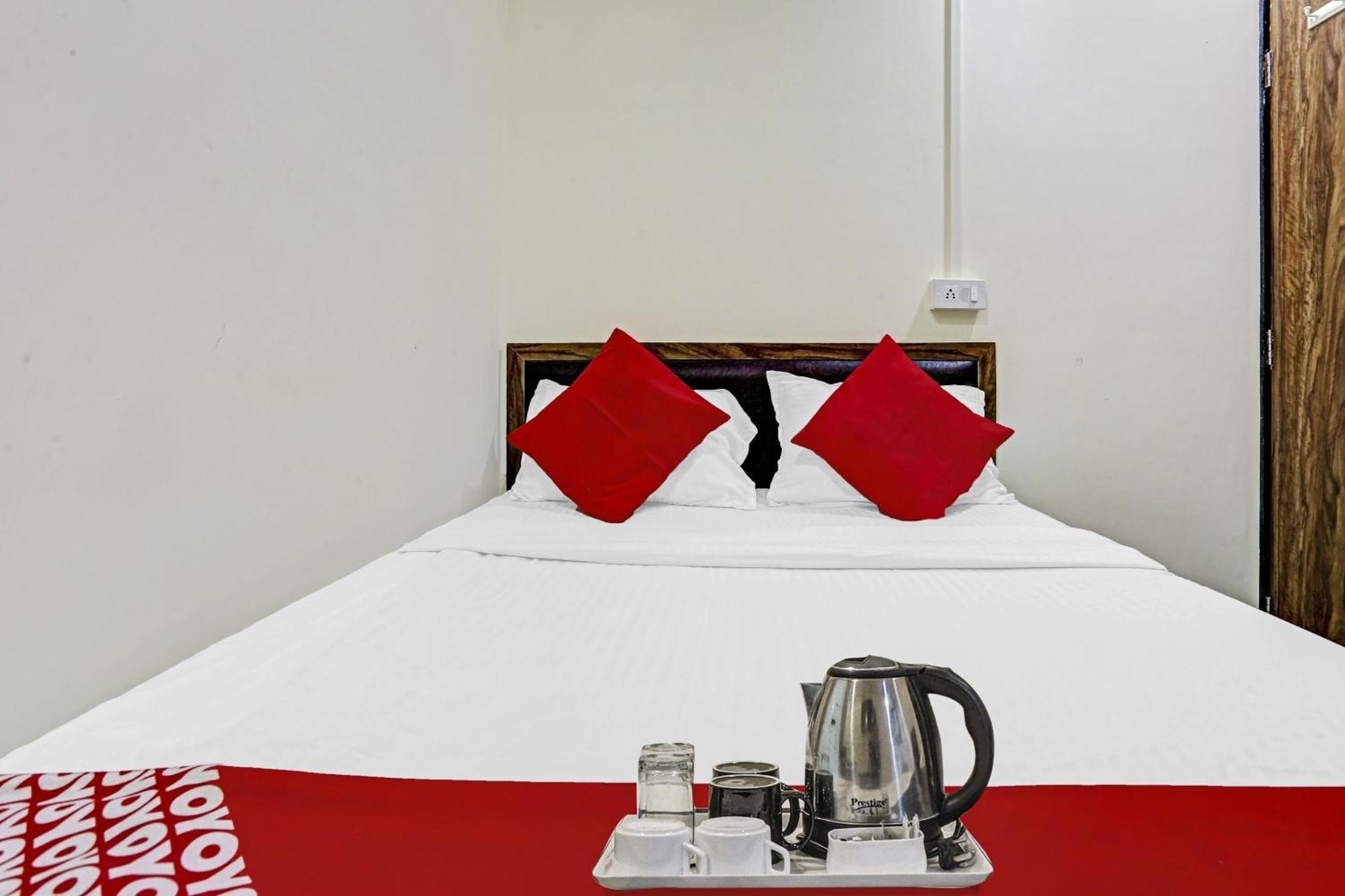 Hotel O S K Palace Mumbai