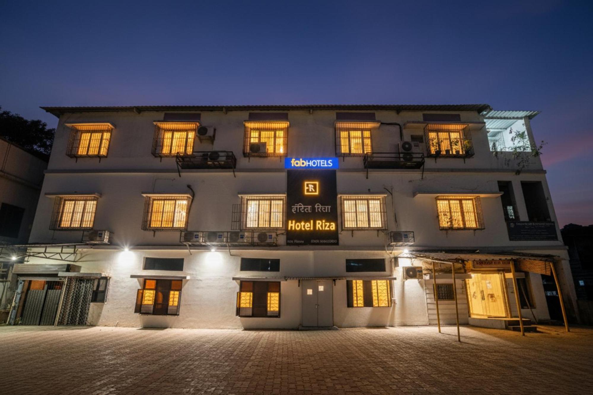 Fabhotel Riza International - Nr Nesco Exhibition Centre Hotel Mumbai