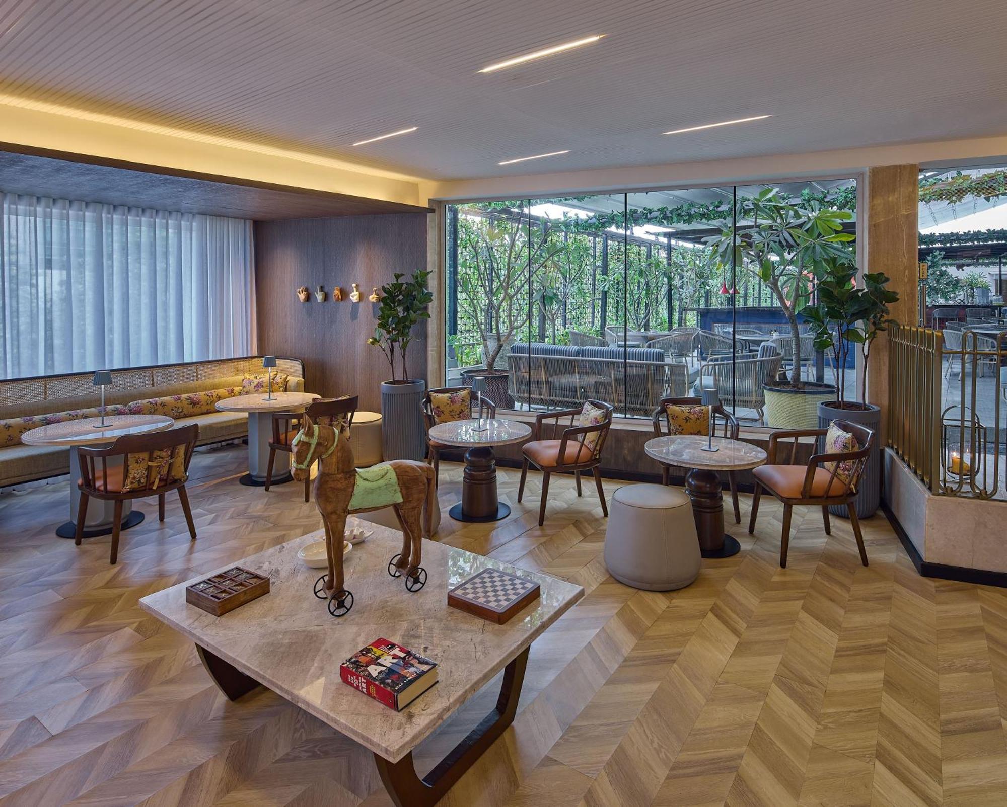 Hotel Iconiqa - The Lifestyle Hotel Of Mumbai 5*