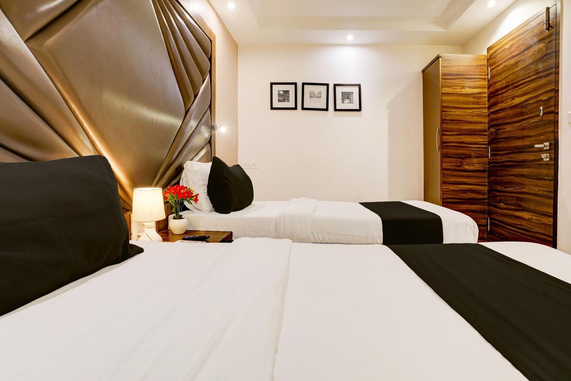 Collection O Chhatrapati Shivaji Maharaj Metro Station Hotel 3*