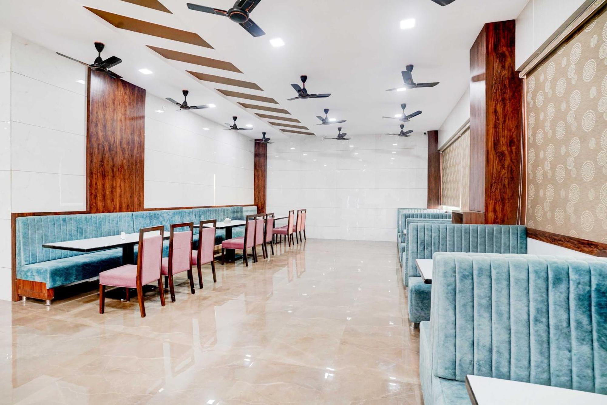 Hotel Collection O Mumbai-ahmedabad Highway 3*