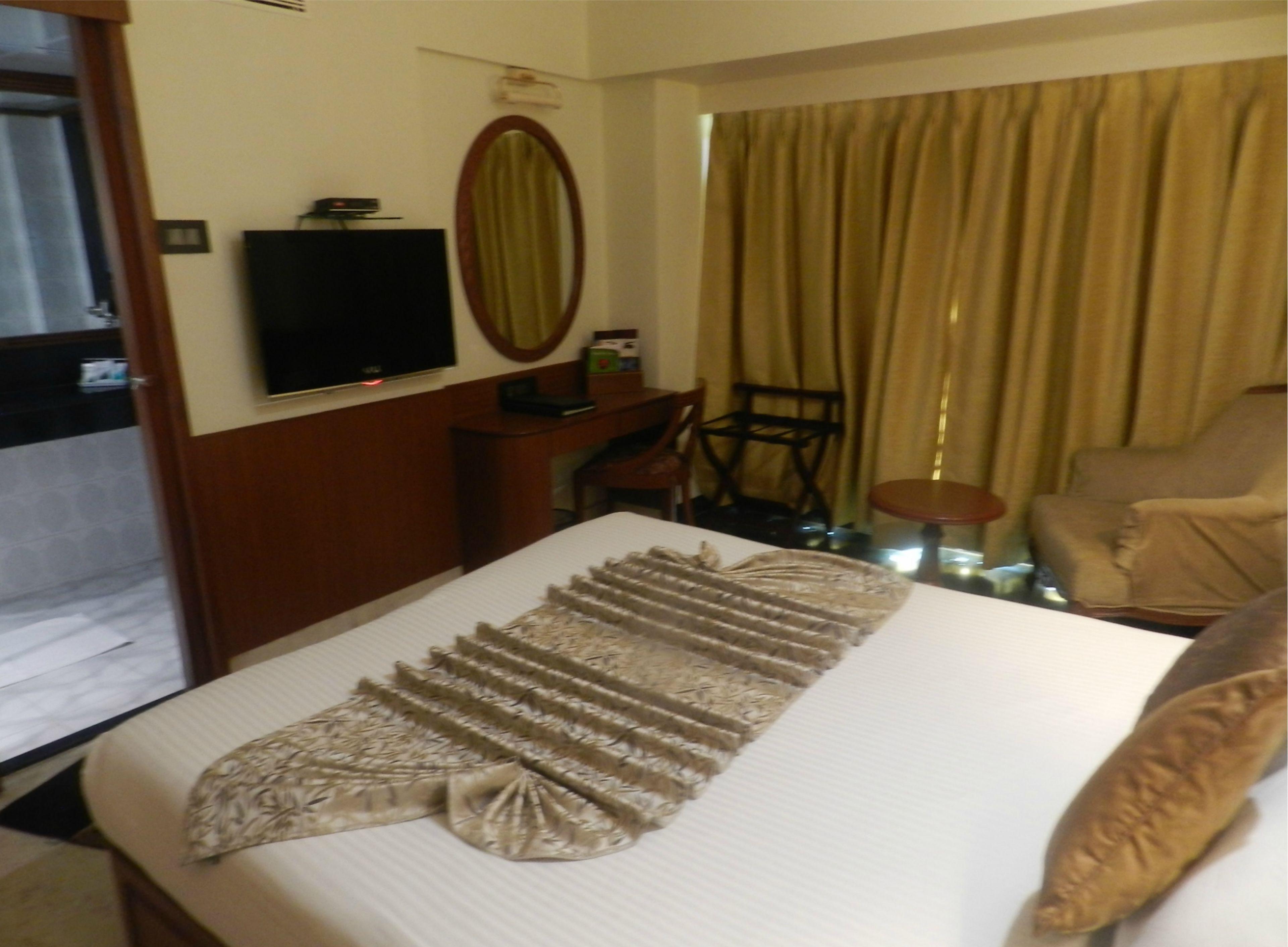 Hotel Regenta Place The Emerald Mumbai