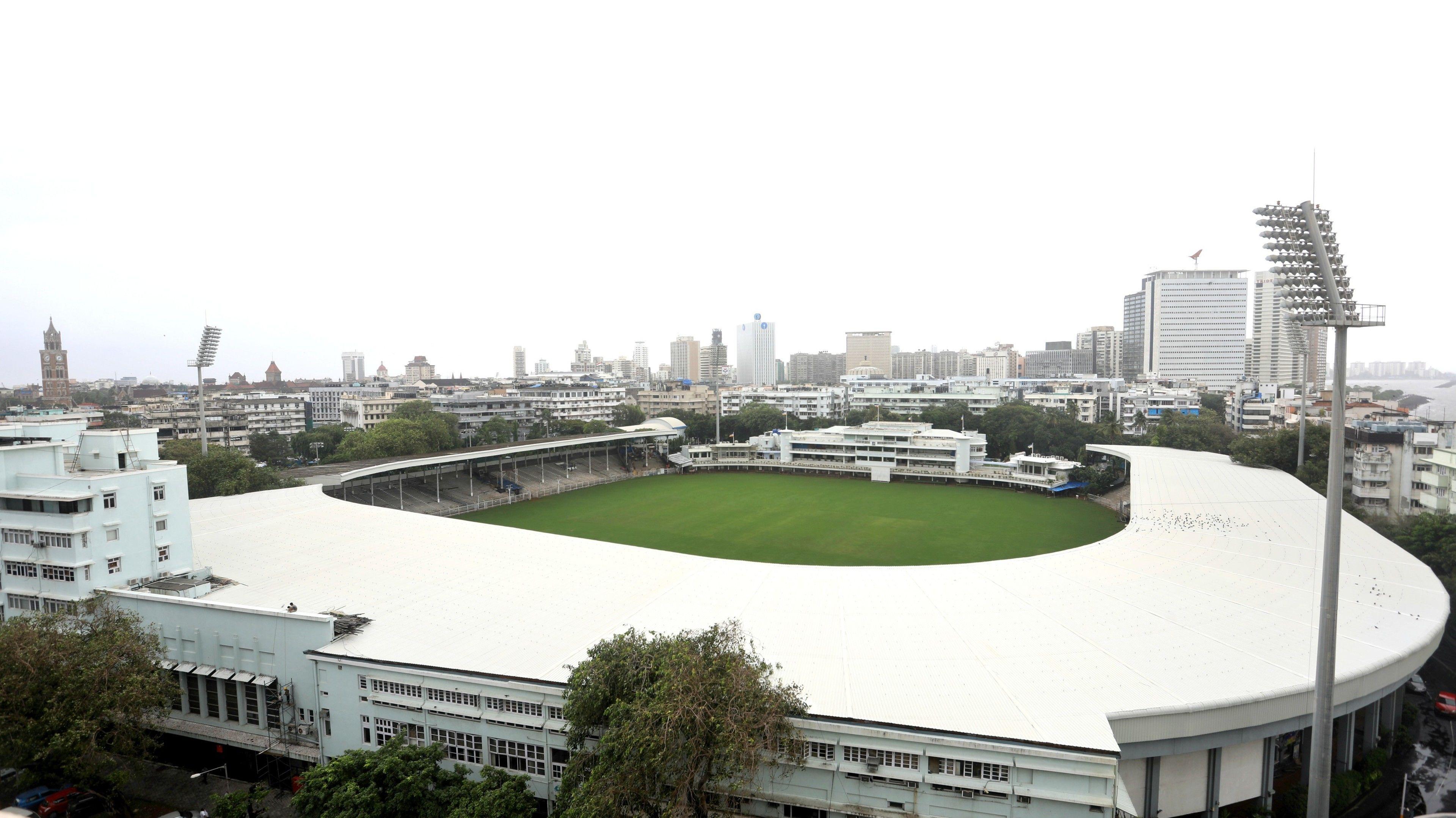 Hotel The Ambassador, Marine Drive,