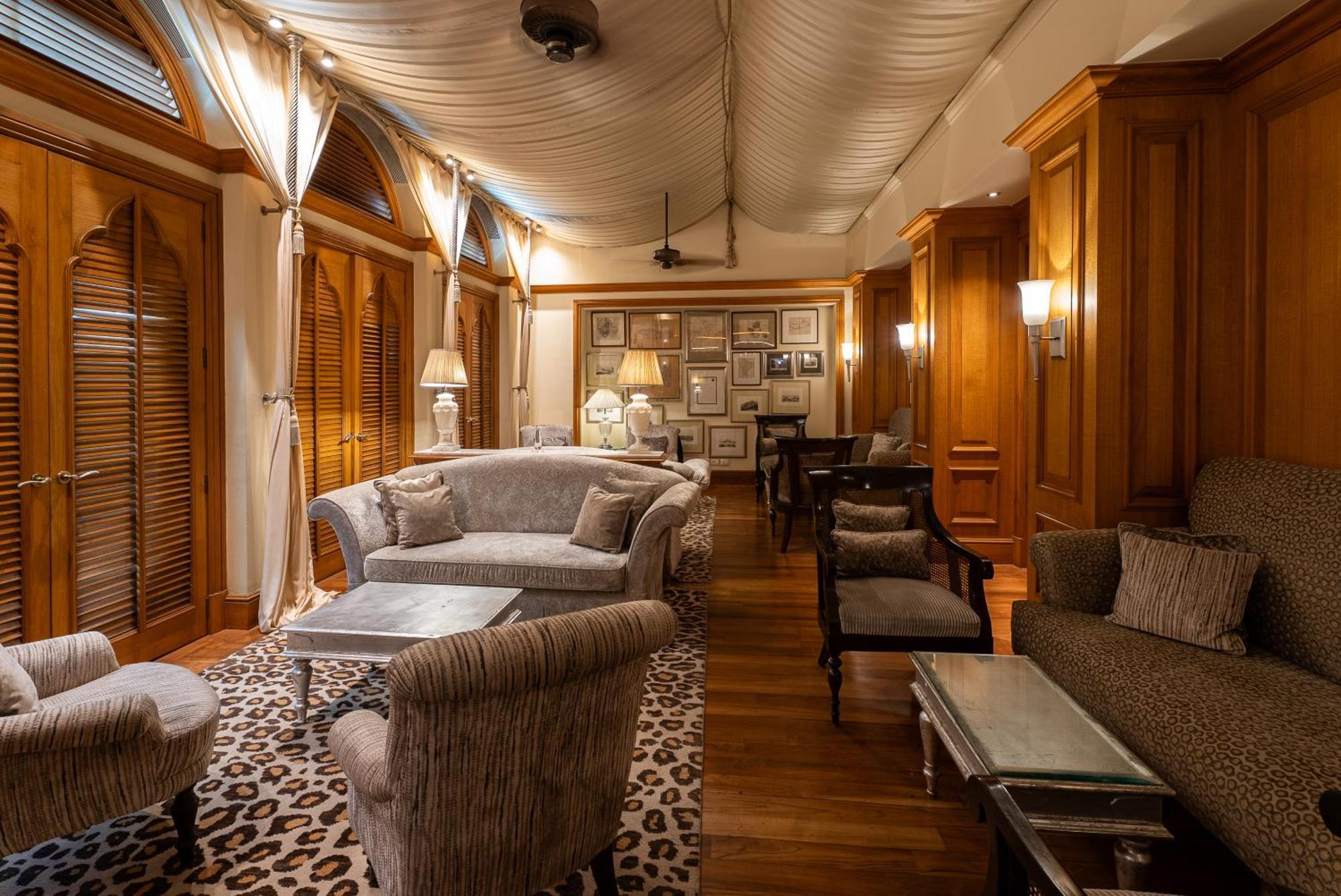 Hotel Hilton International Airport