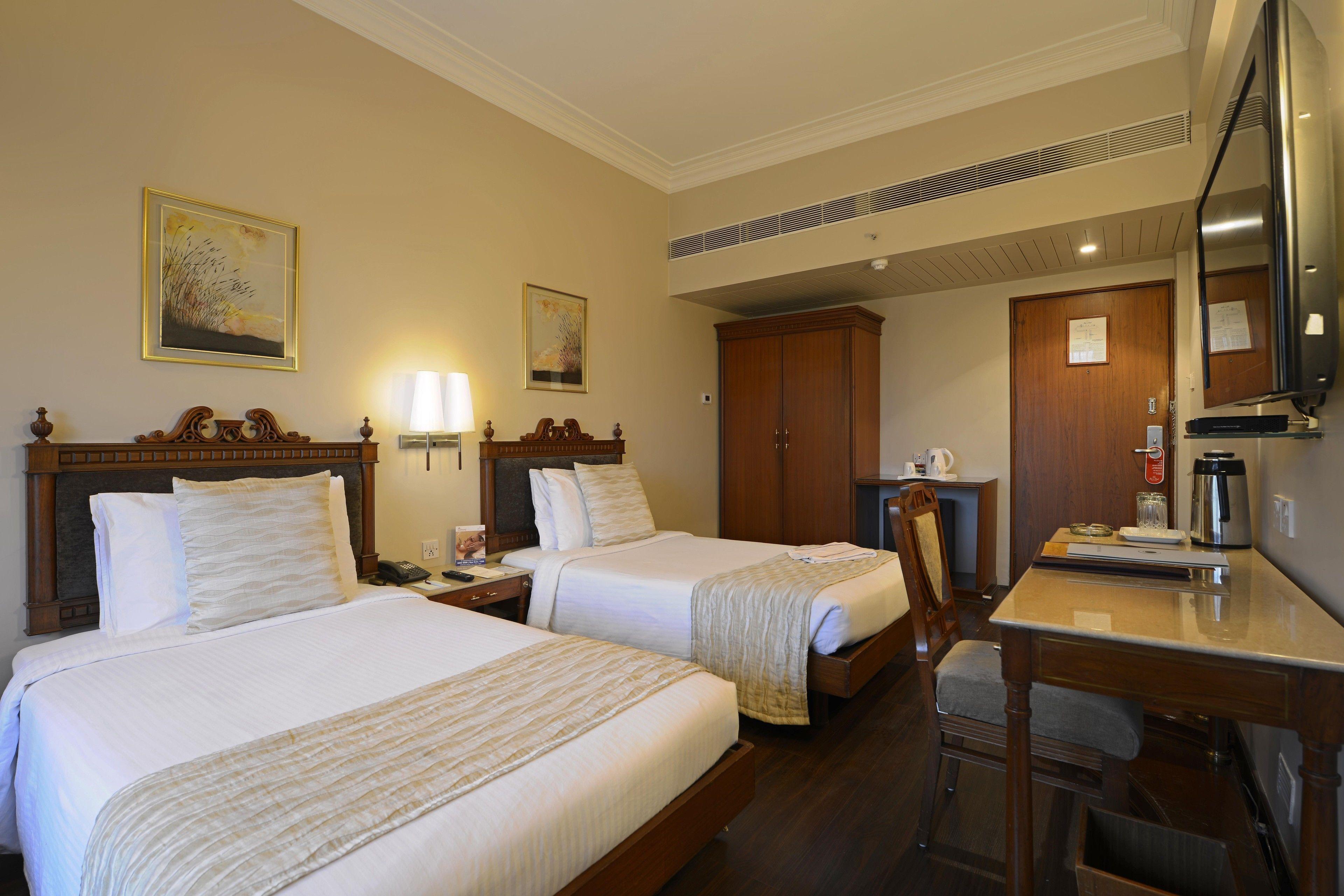 Sun-n-sand Juhu Mumbai