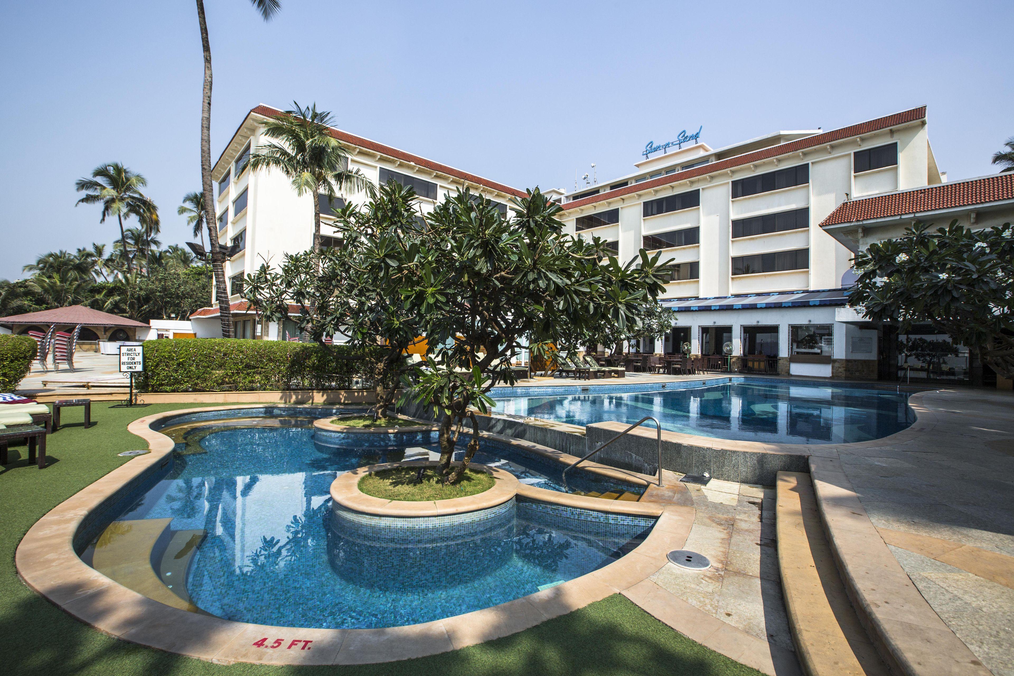 Sun-n-sand Juhu Hotel