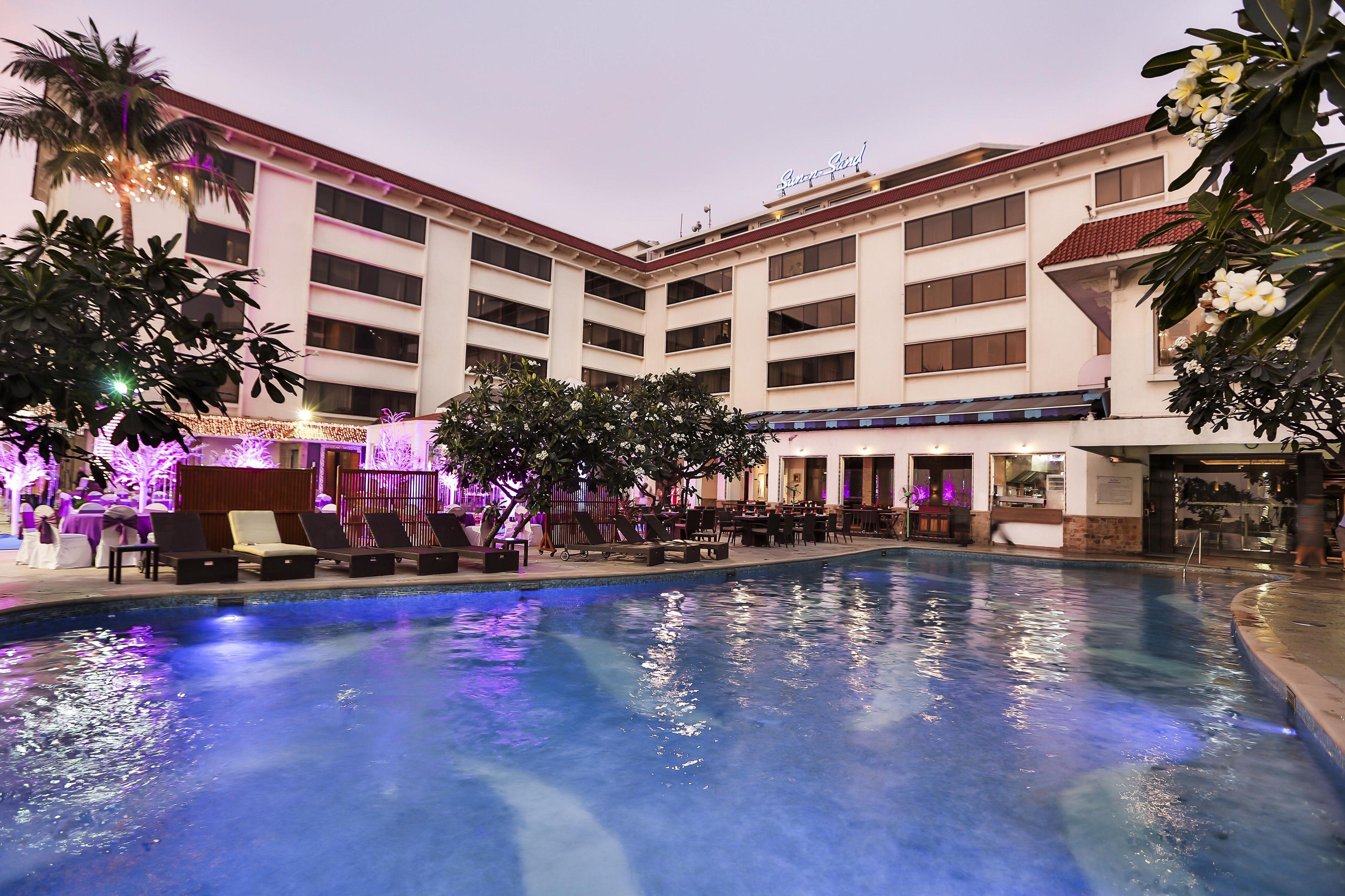 Sun-n-sand Juhu Hotel