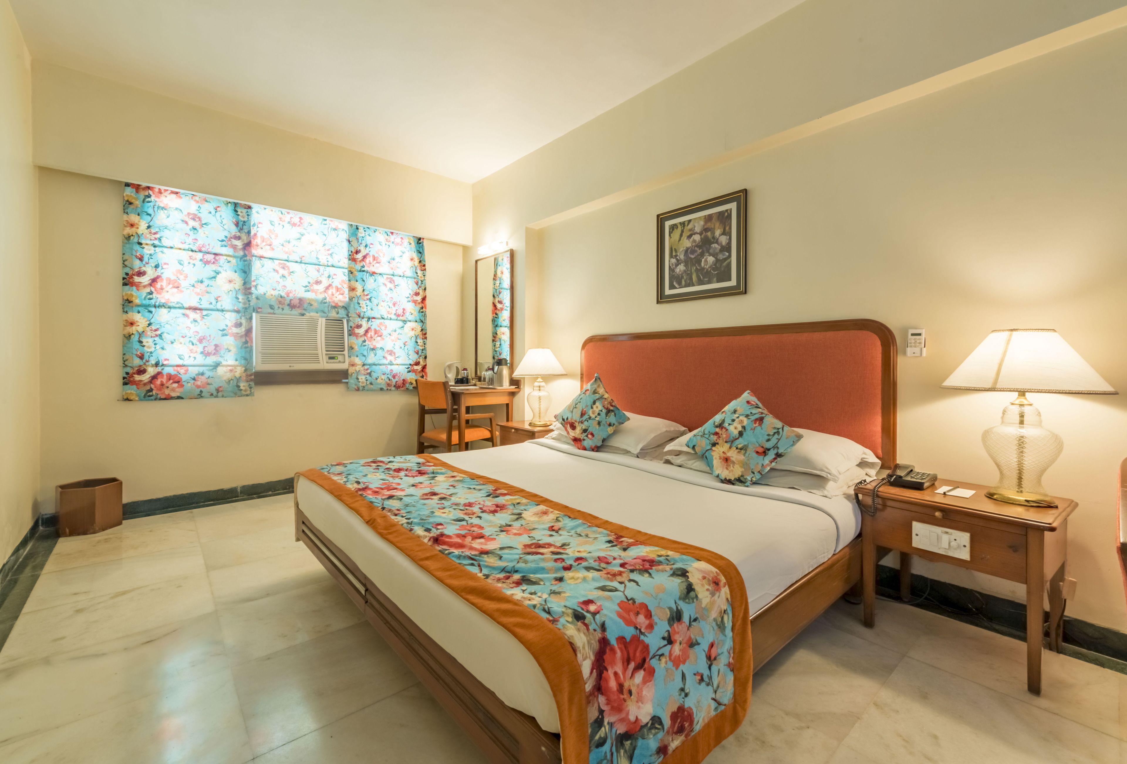 Parle International 3* Mumbai