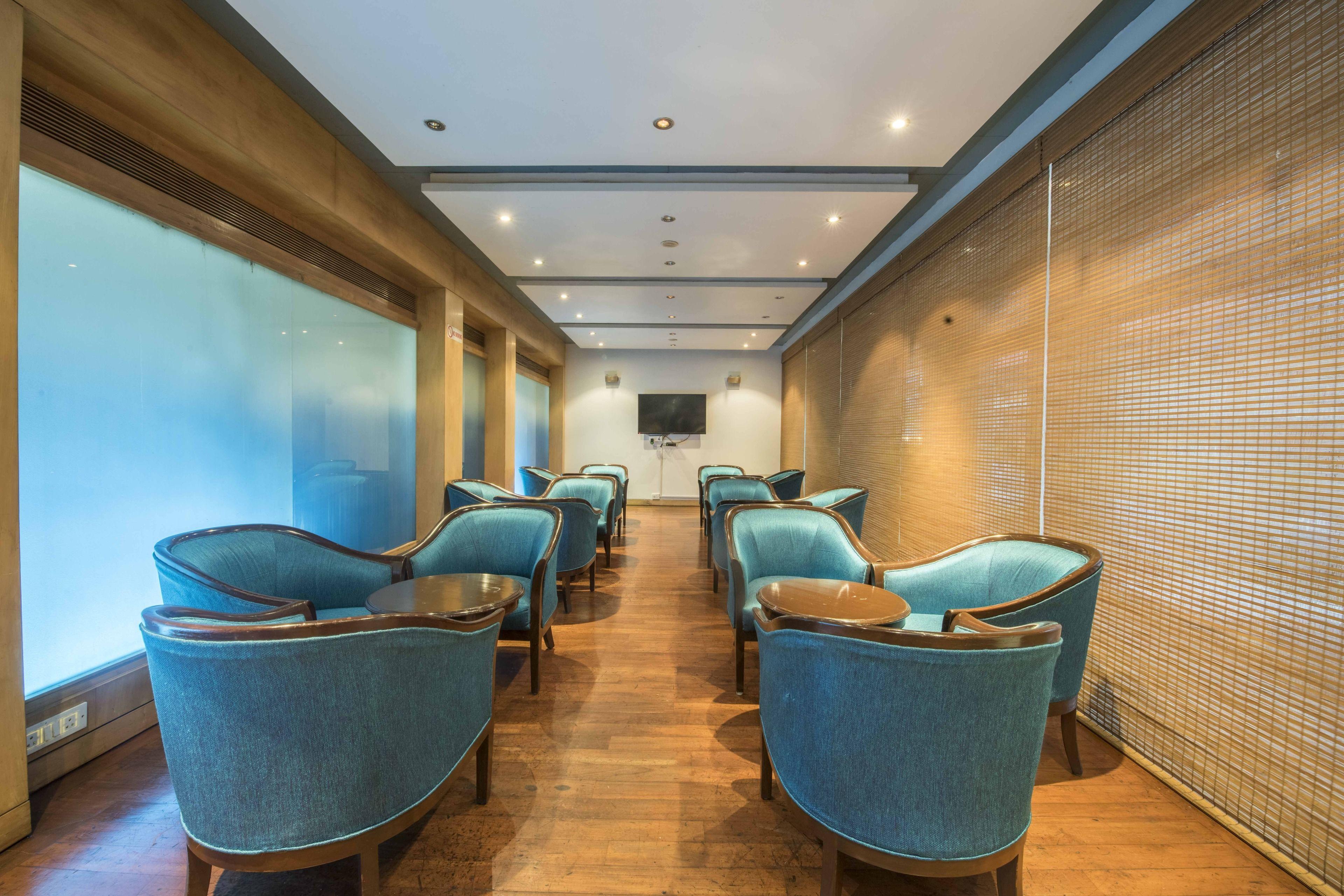 Hotel Parle International 3*