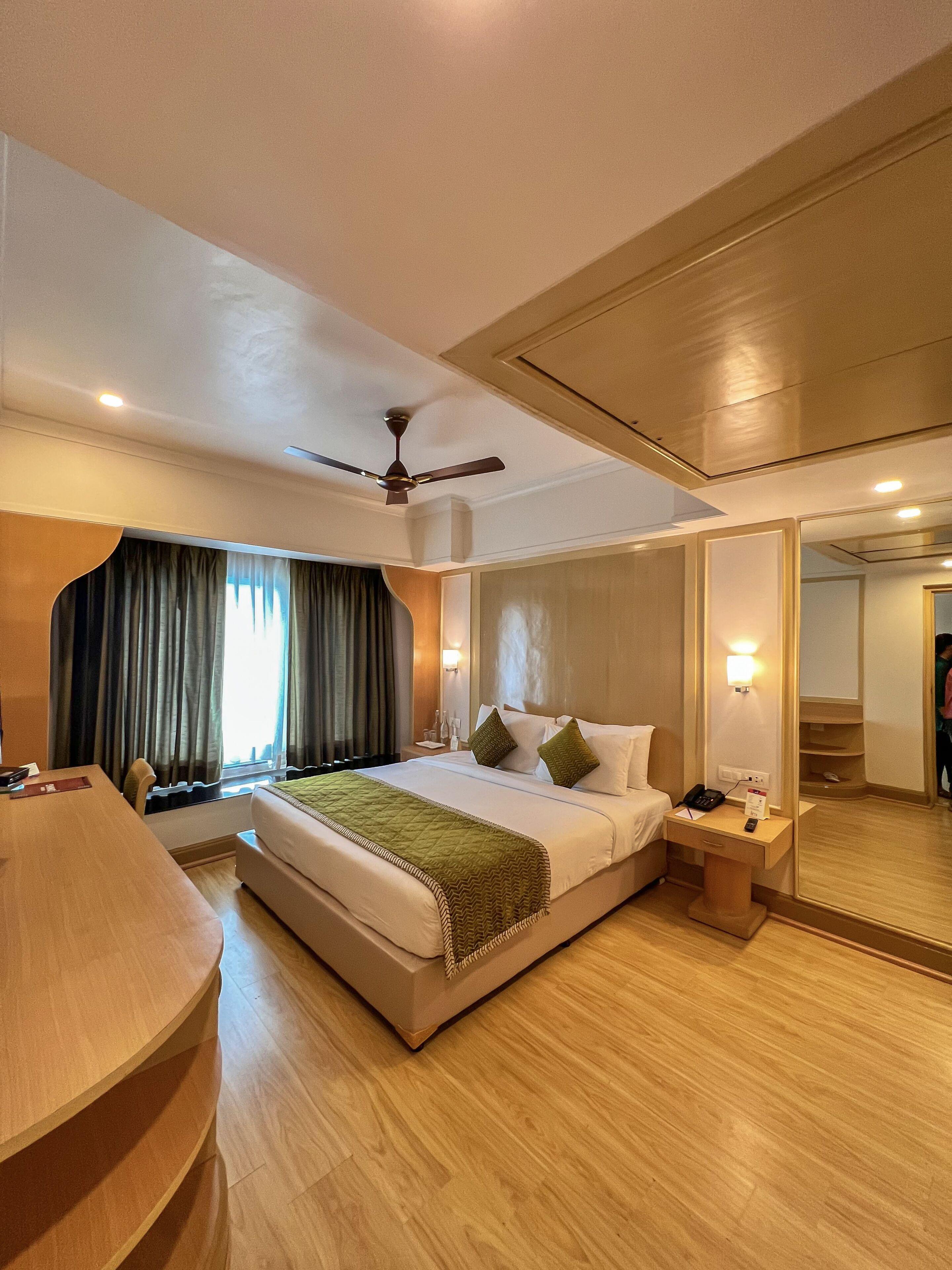 Ira By Orchid T-2 International Airport Hotel Mumbai
