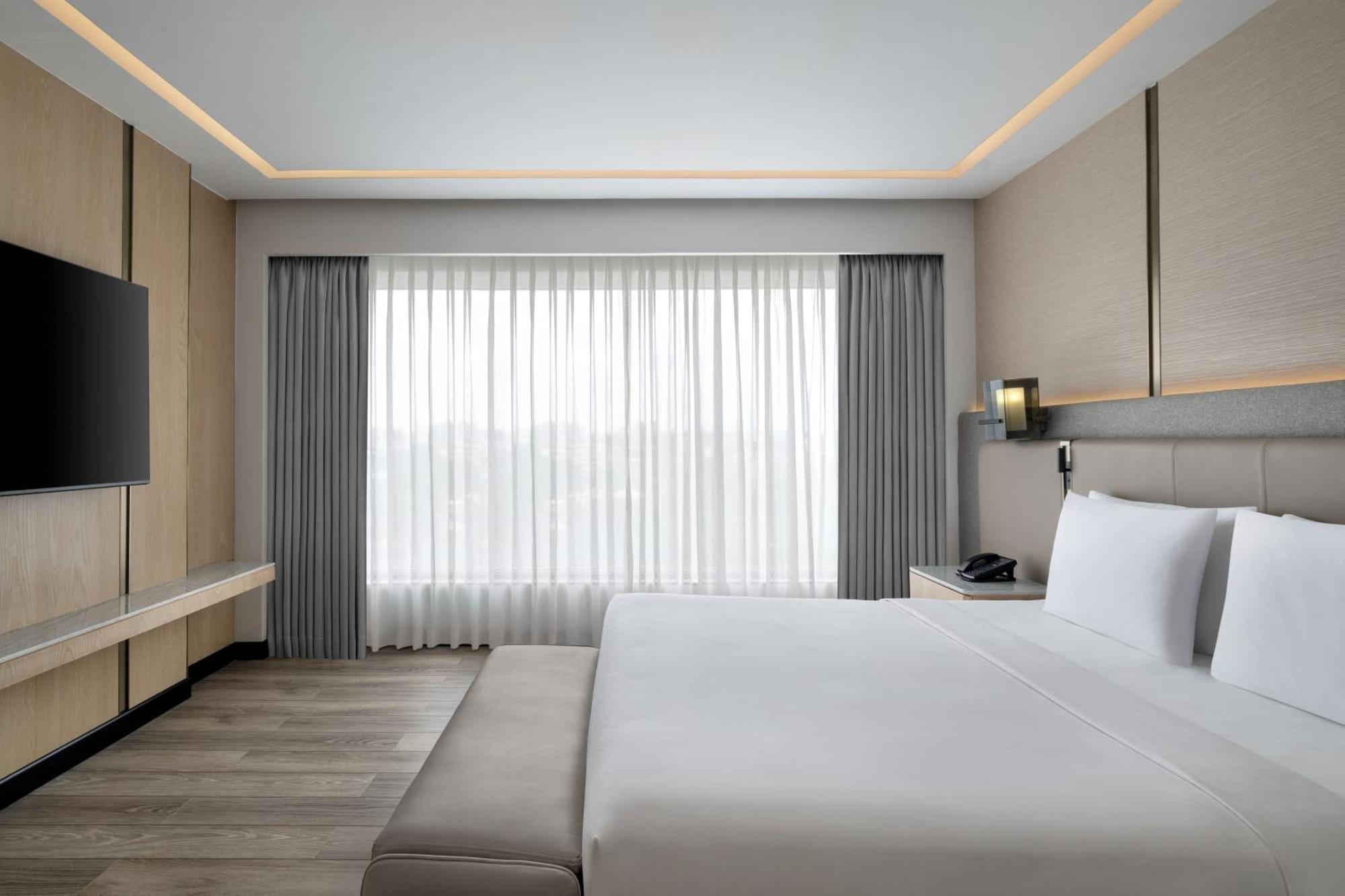 Hotel Courtyard By Marriott International Airport Mumbai