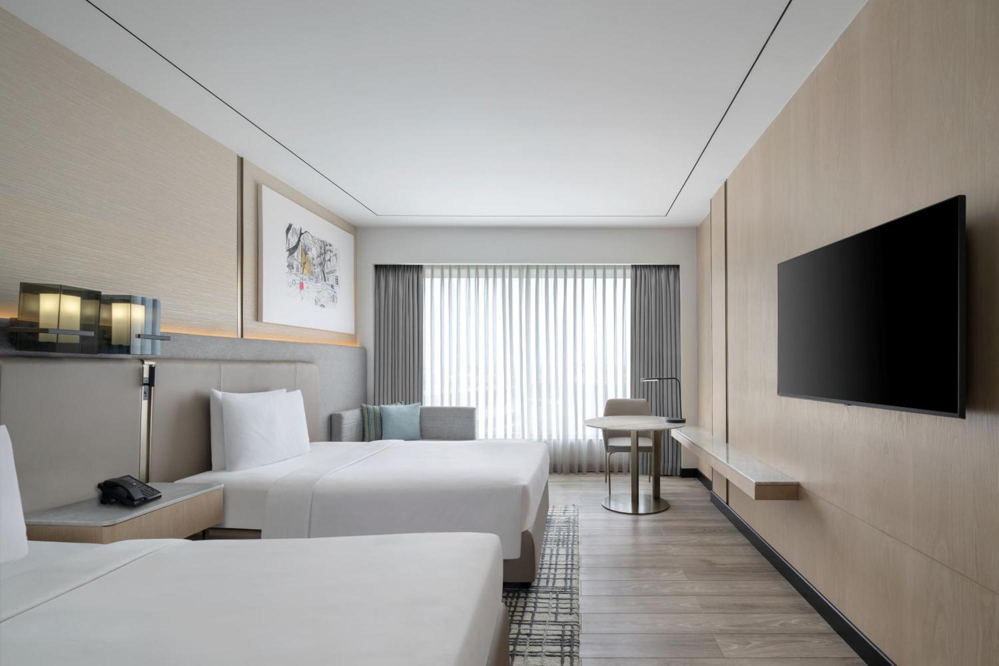 Courtyard By Marriott International Airport 5* Mumbai