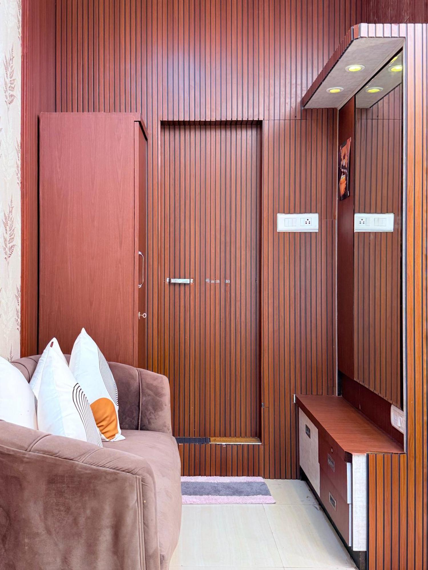 Garden Veil Luxury By Spacez Villa Mumbai