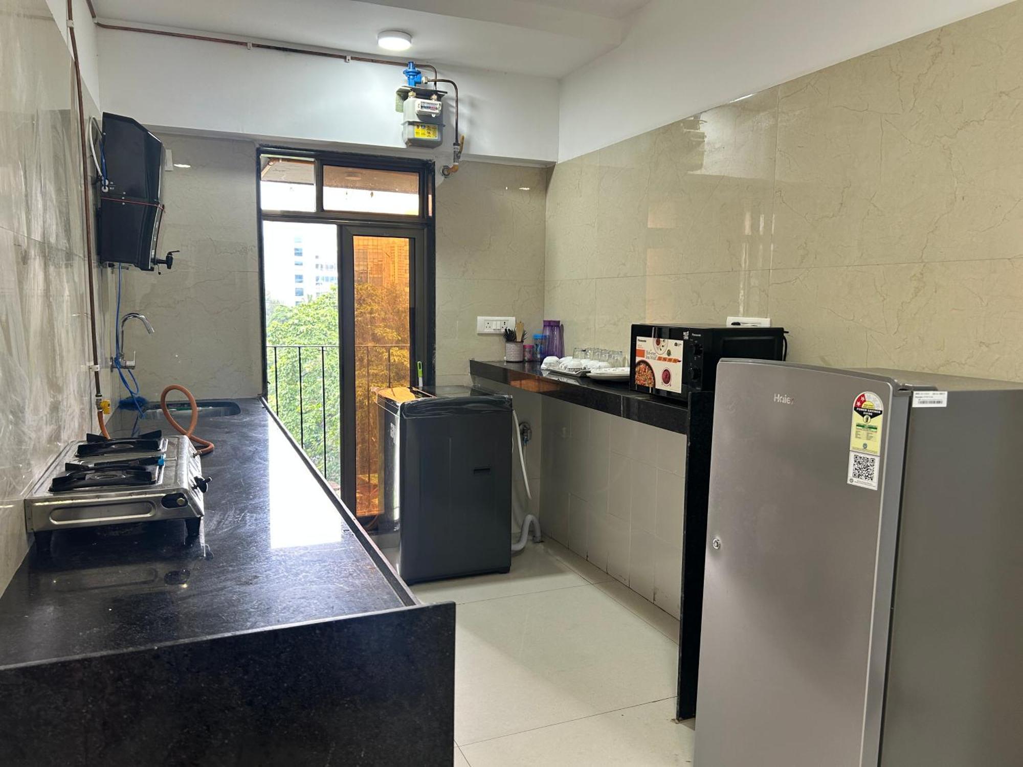 Zenith Service - Entire 2bhk Near Airport And Iit Powai Mumbai