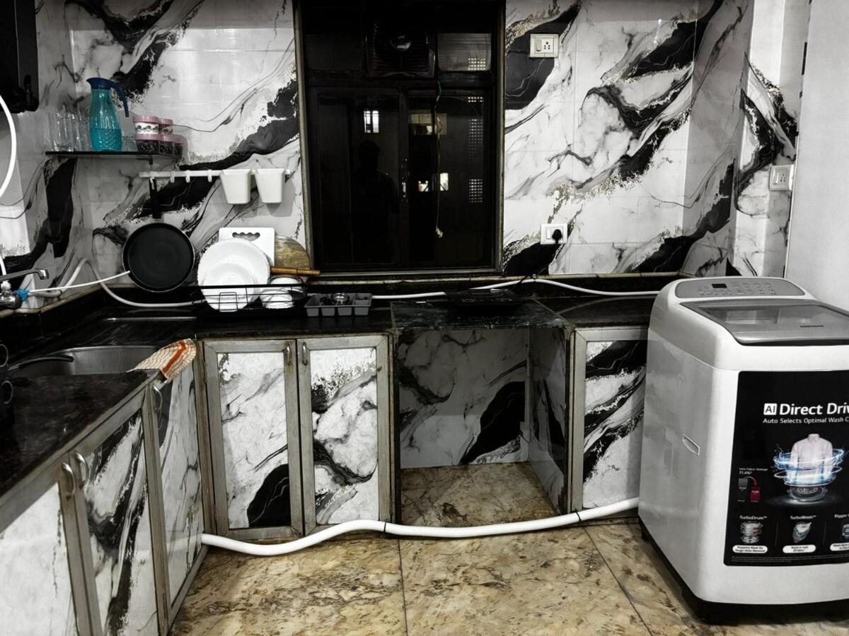 Ivy Nest, Private 1 Bhk In Lokhandwala, Andheri Apartment