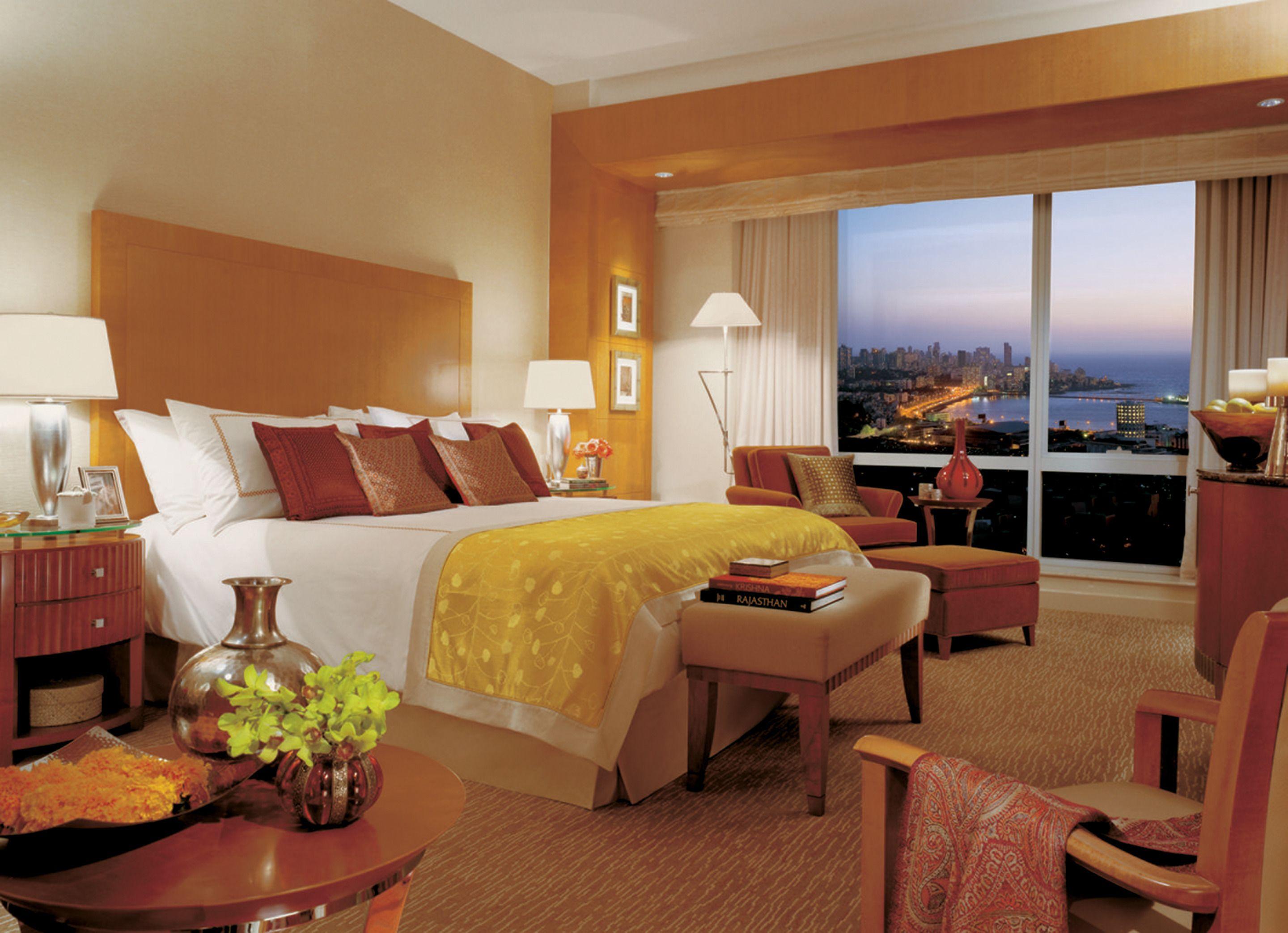 Four Seasons Hotel