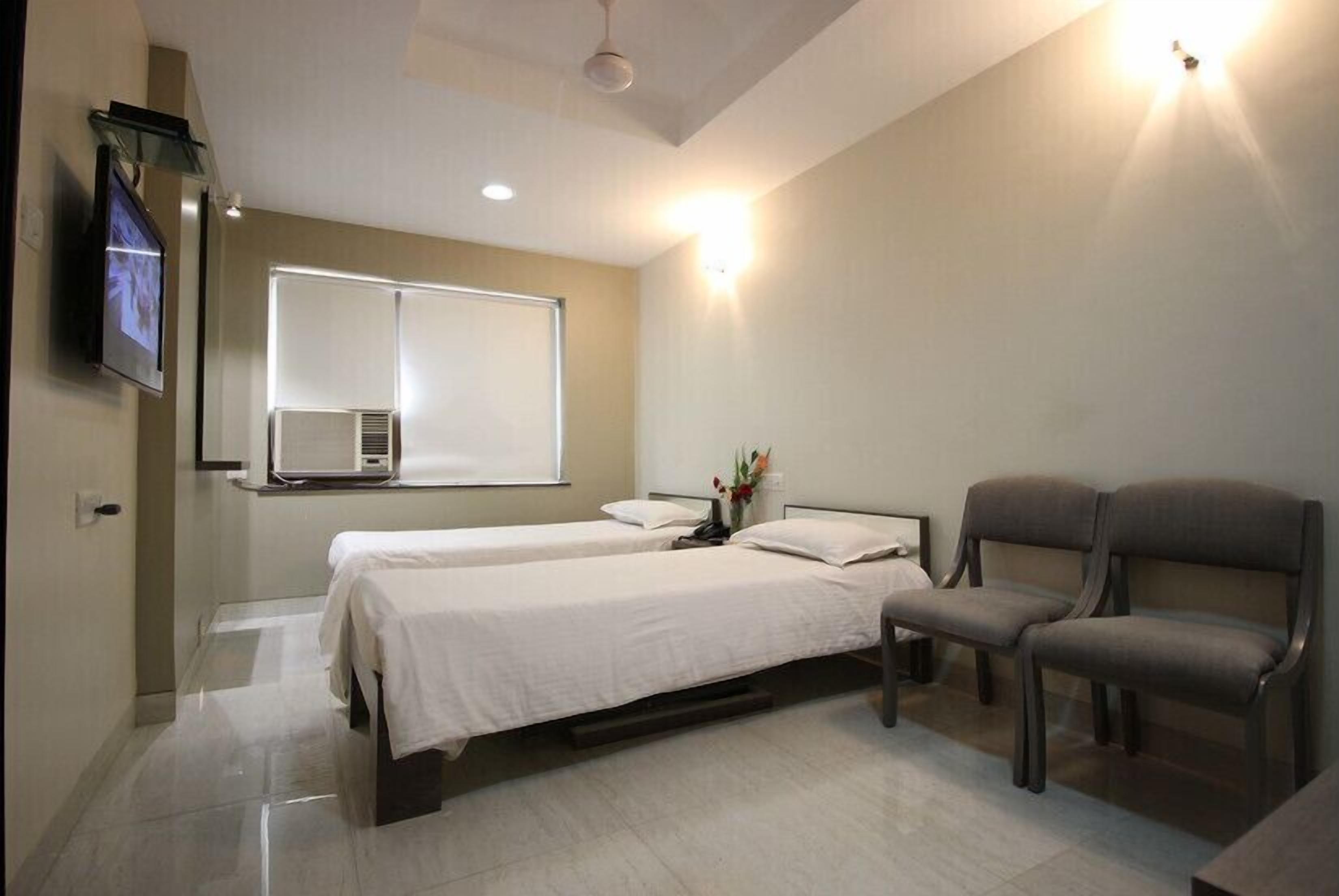 Airlines International Hotel 2*