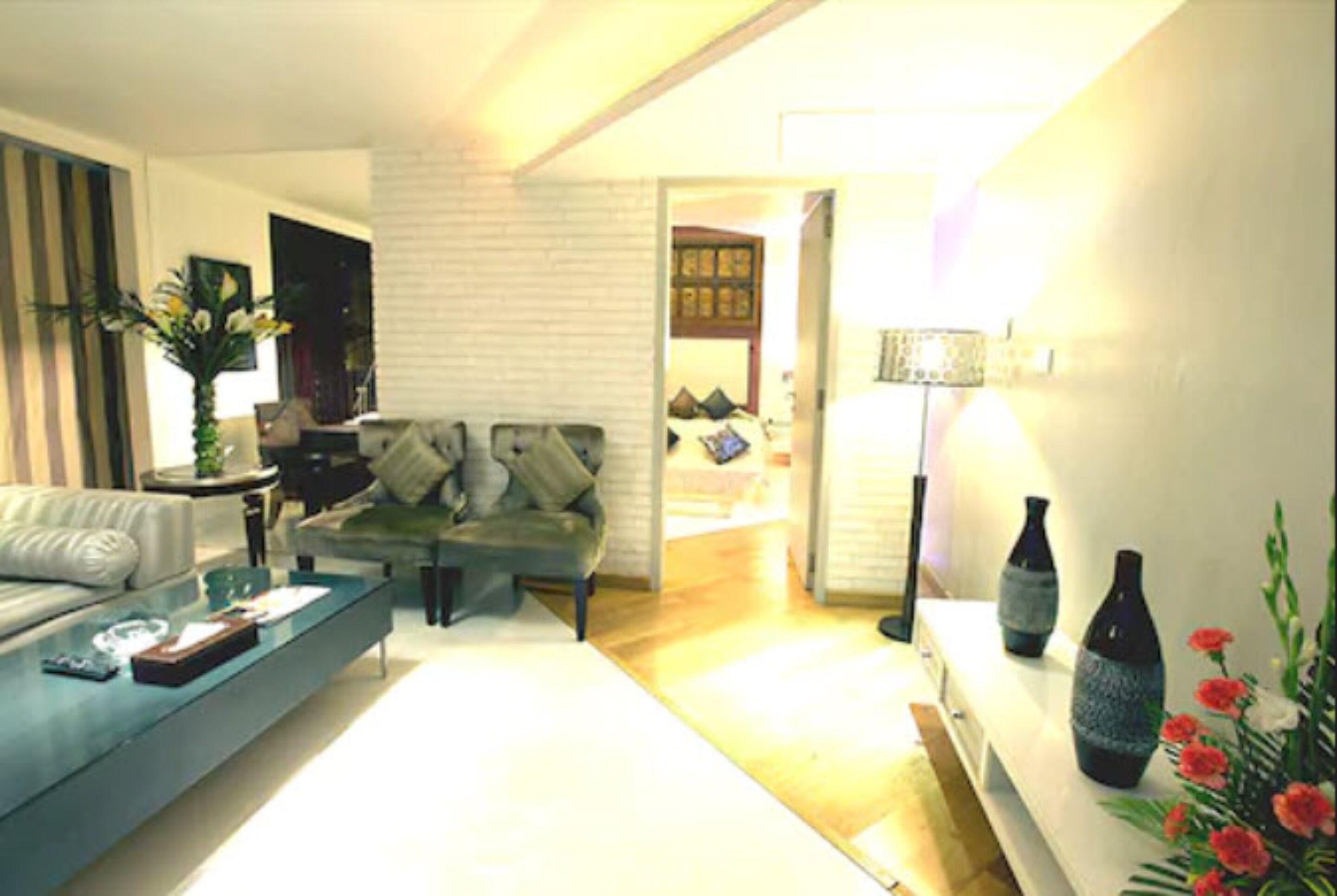 Peninsula Grand Mumbai