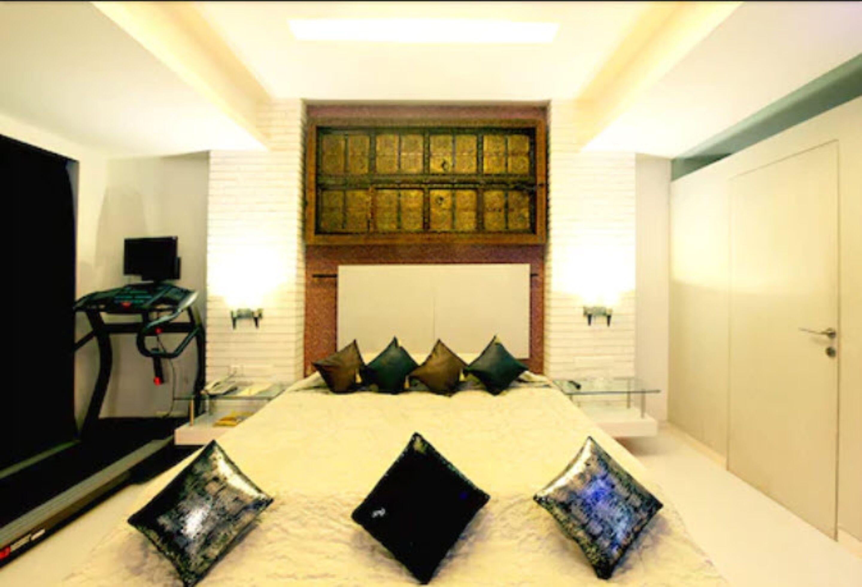 Peninsula Grand 4* Mumbai