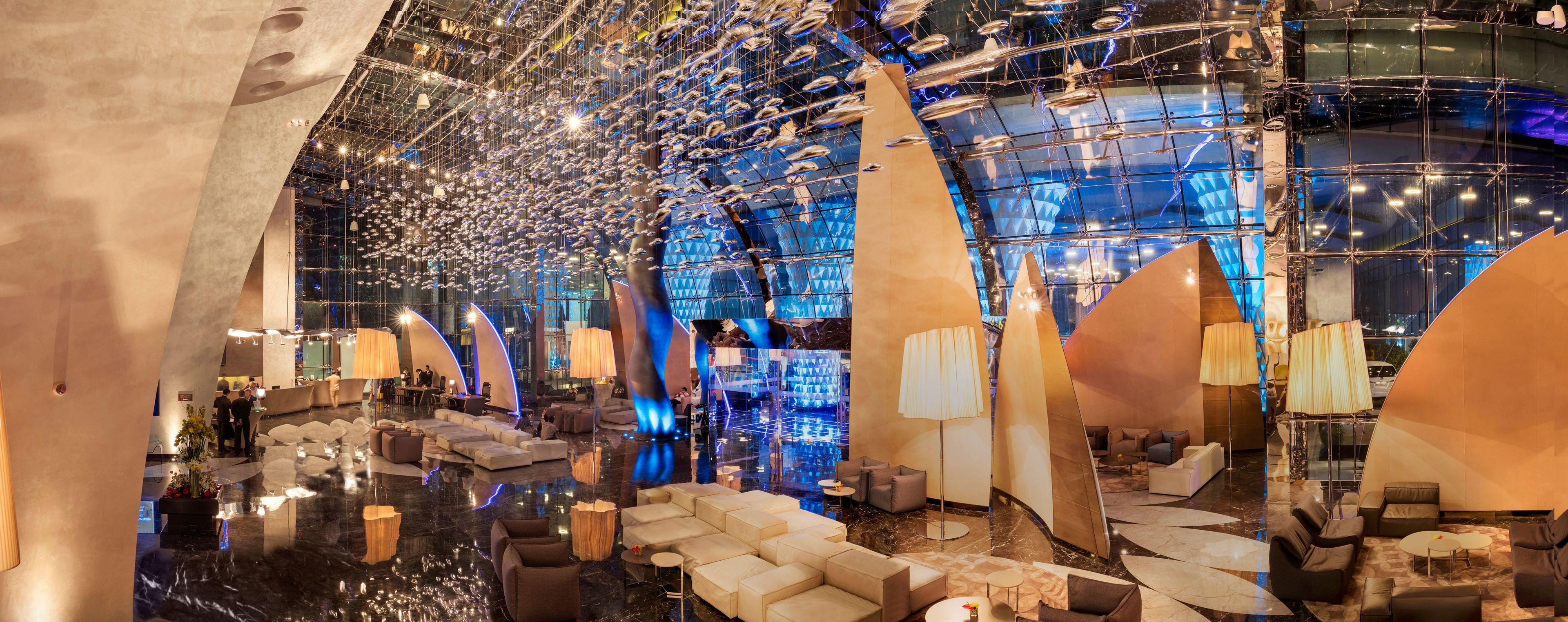 Hotel Sahara Star