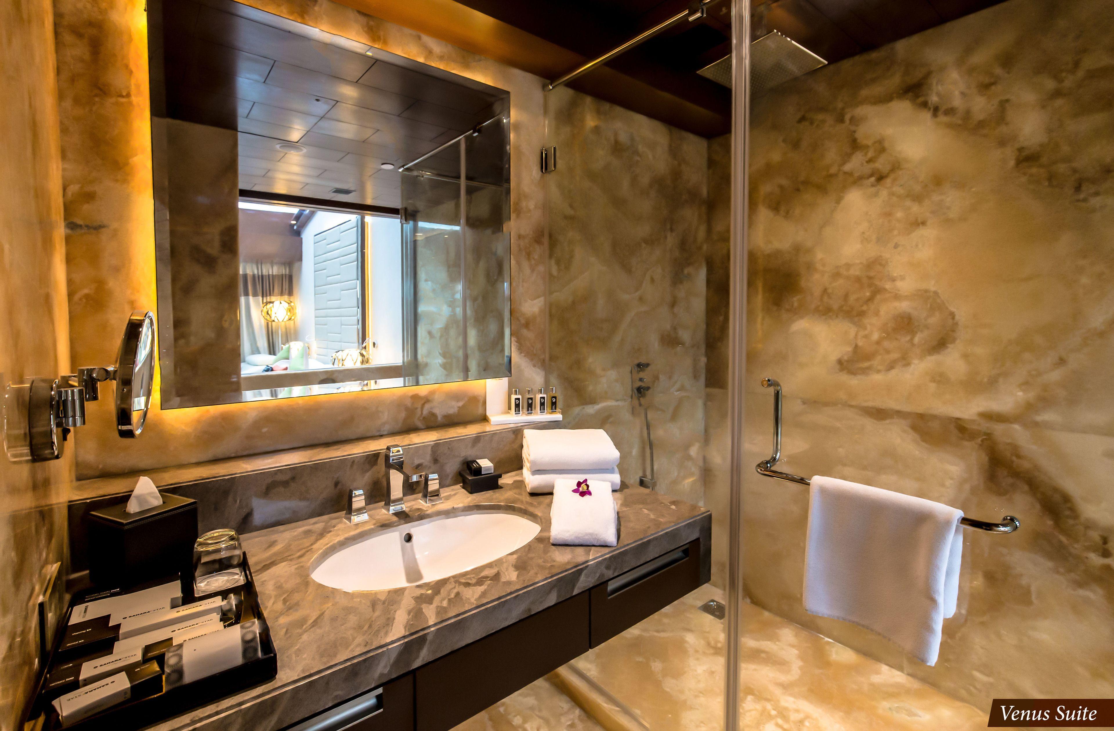 Sahara Star Hotel