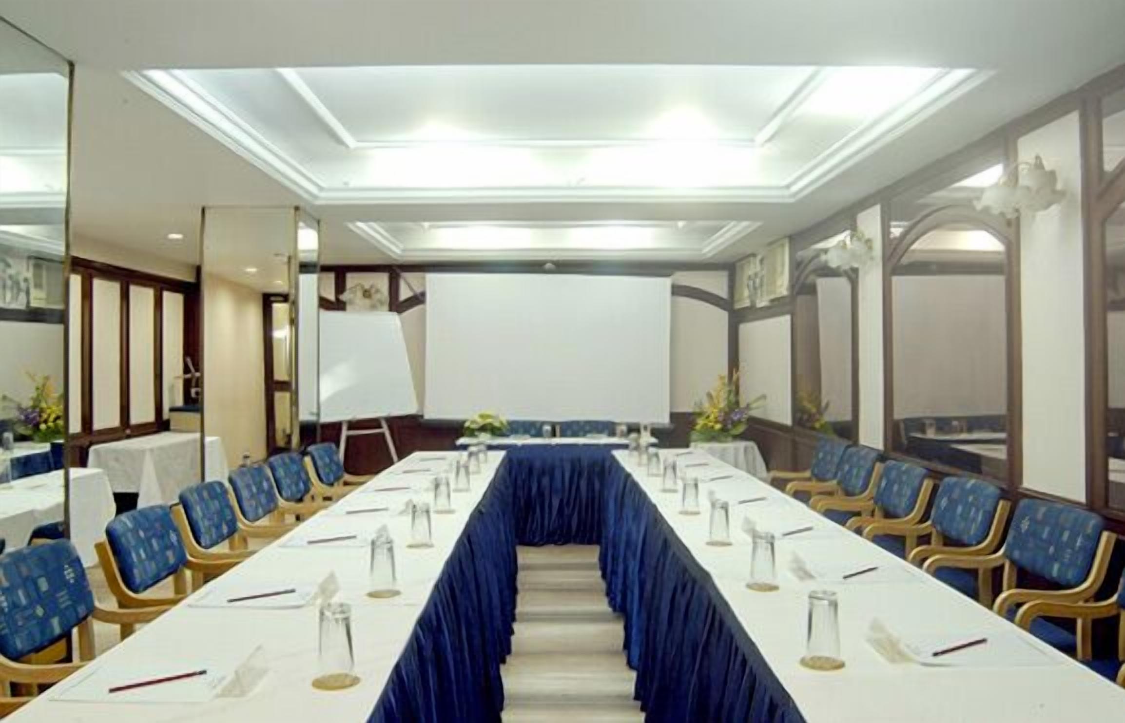 Hotel Regency