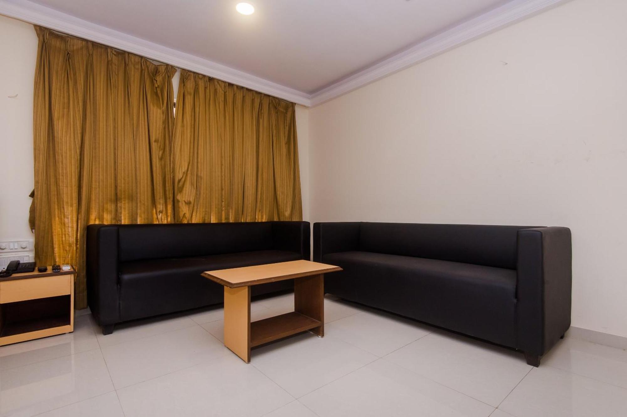 Hotel Capital O Orbit Near Infiniti Mall