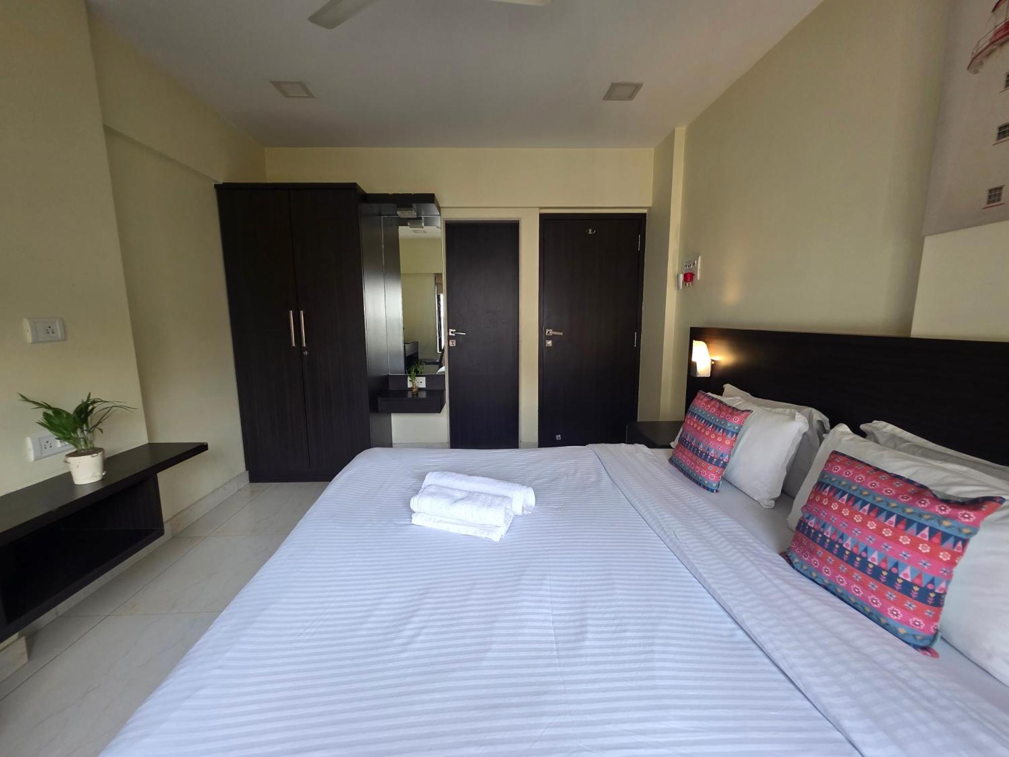 Lite - Parle East Mumbai