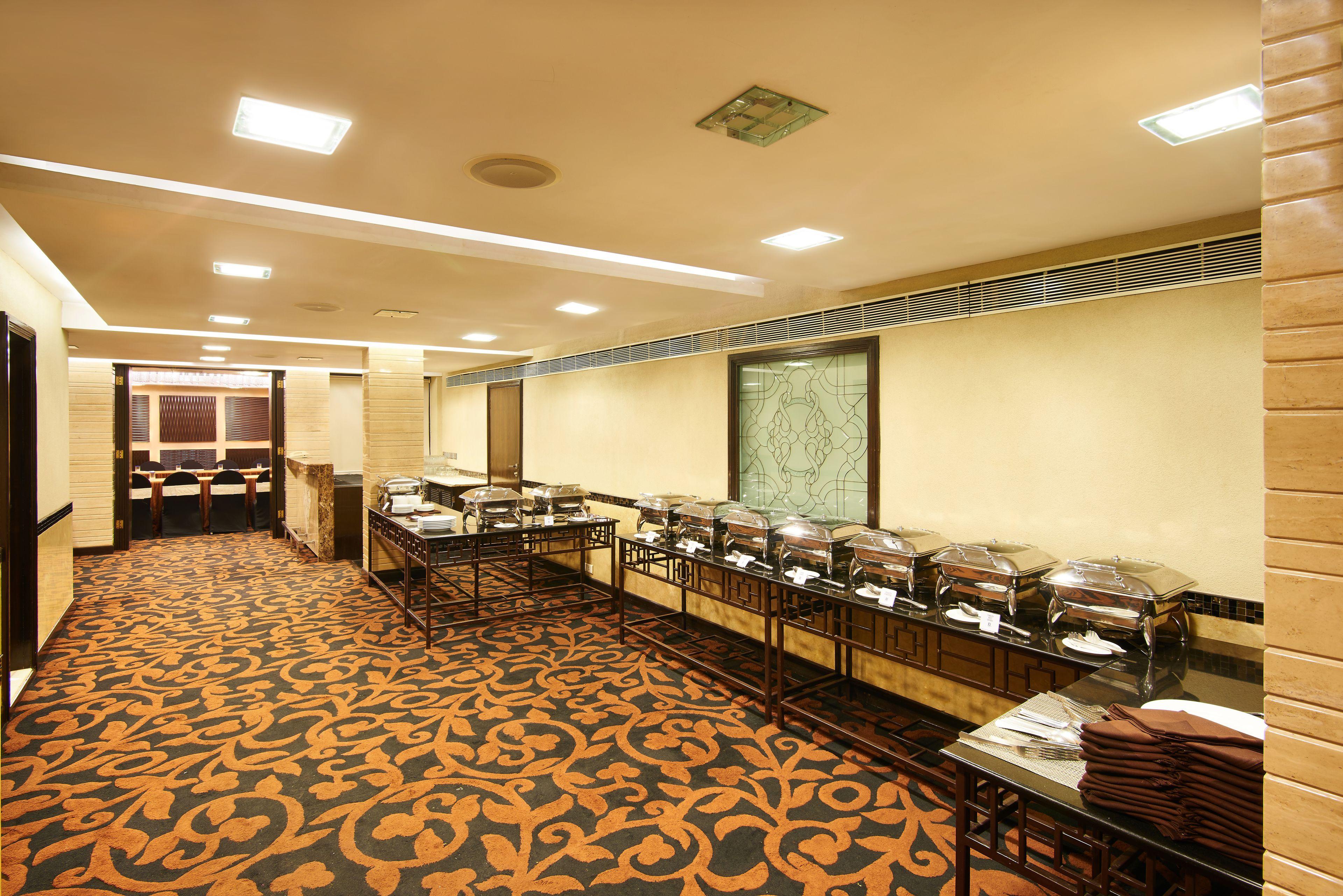 The Shalimar Hotel, Kemps Corner 4* Mumbai