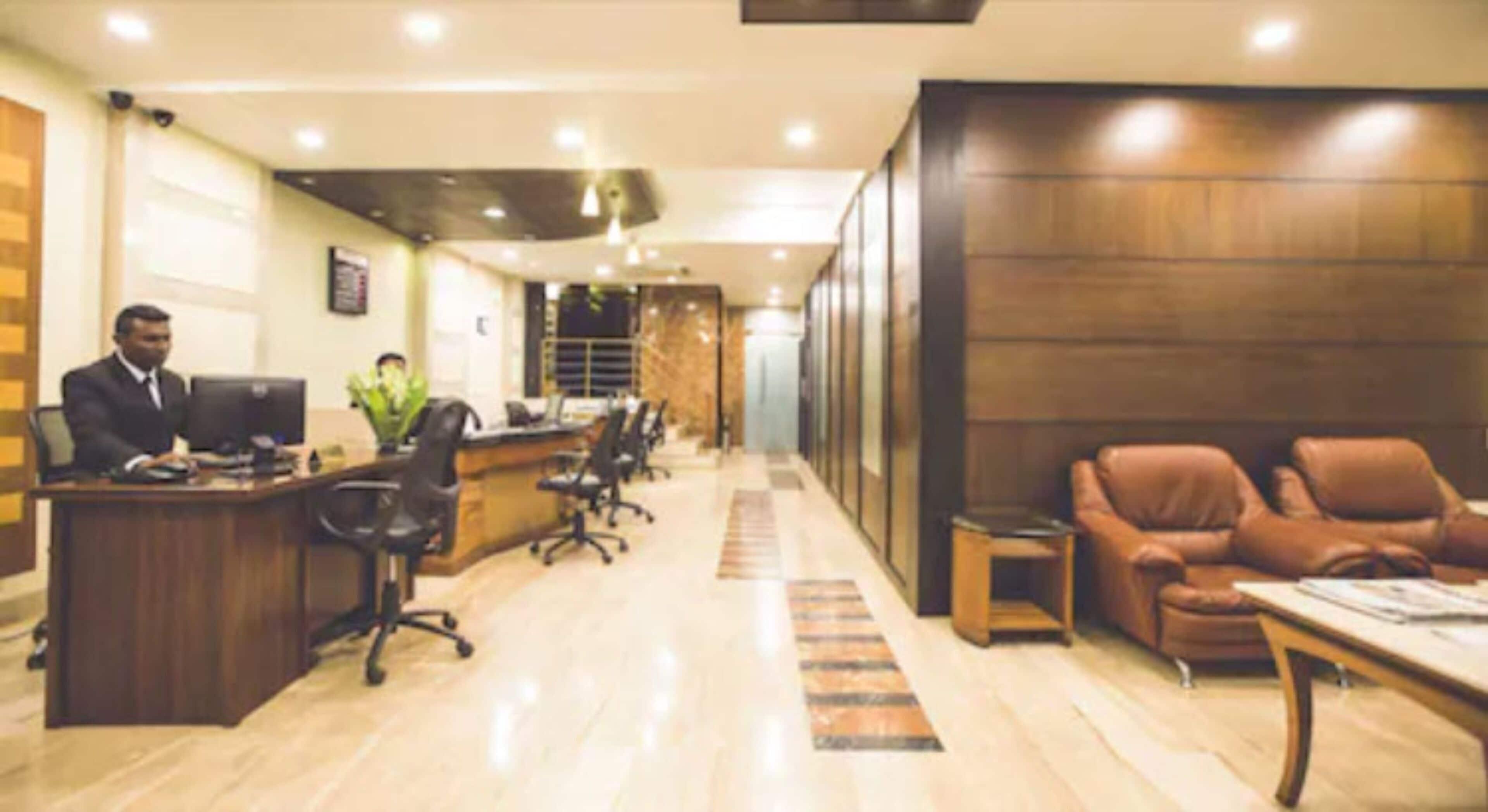 Airport International Hotel