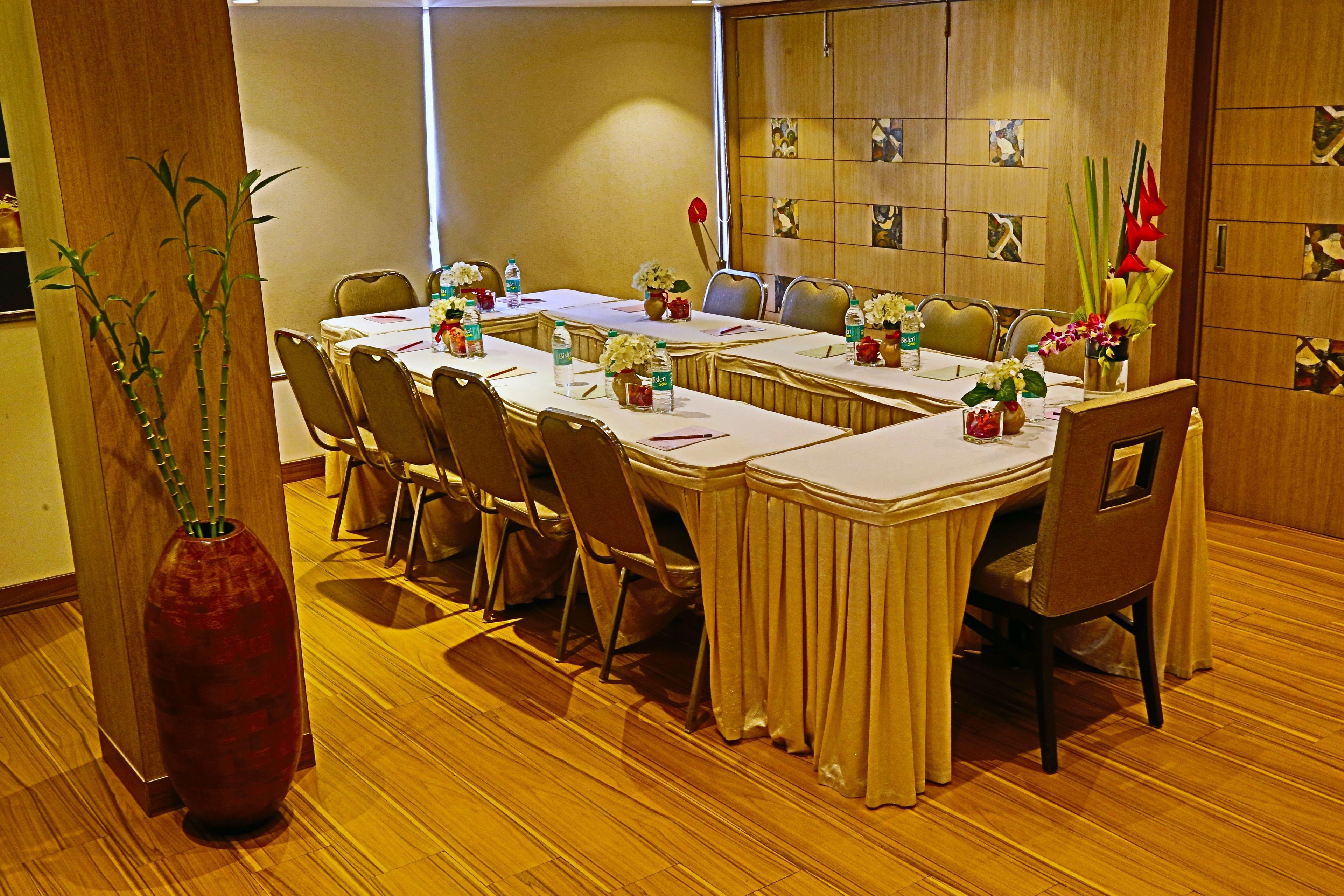 Hotel The Oriental Residency