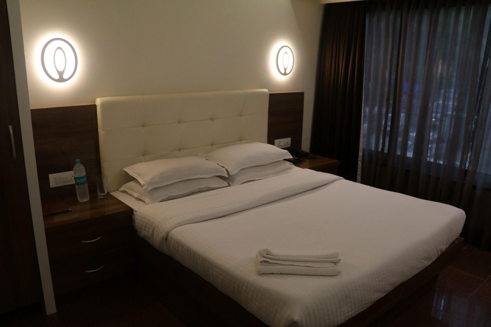 Hotel Milan International Mumbai