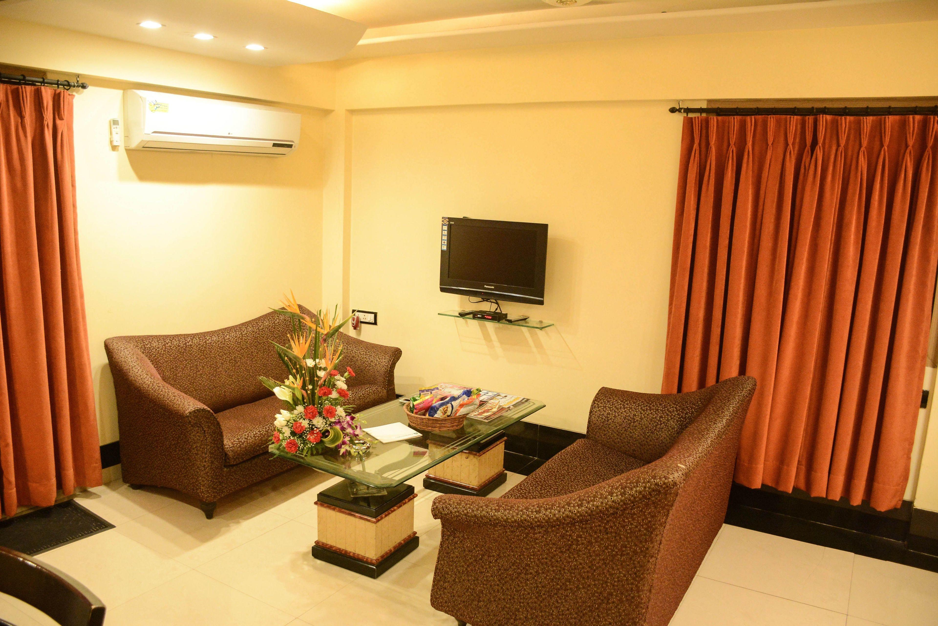 Metro Palace Bandra Mumbai